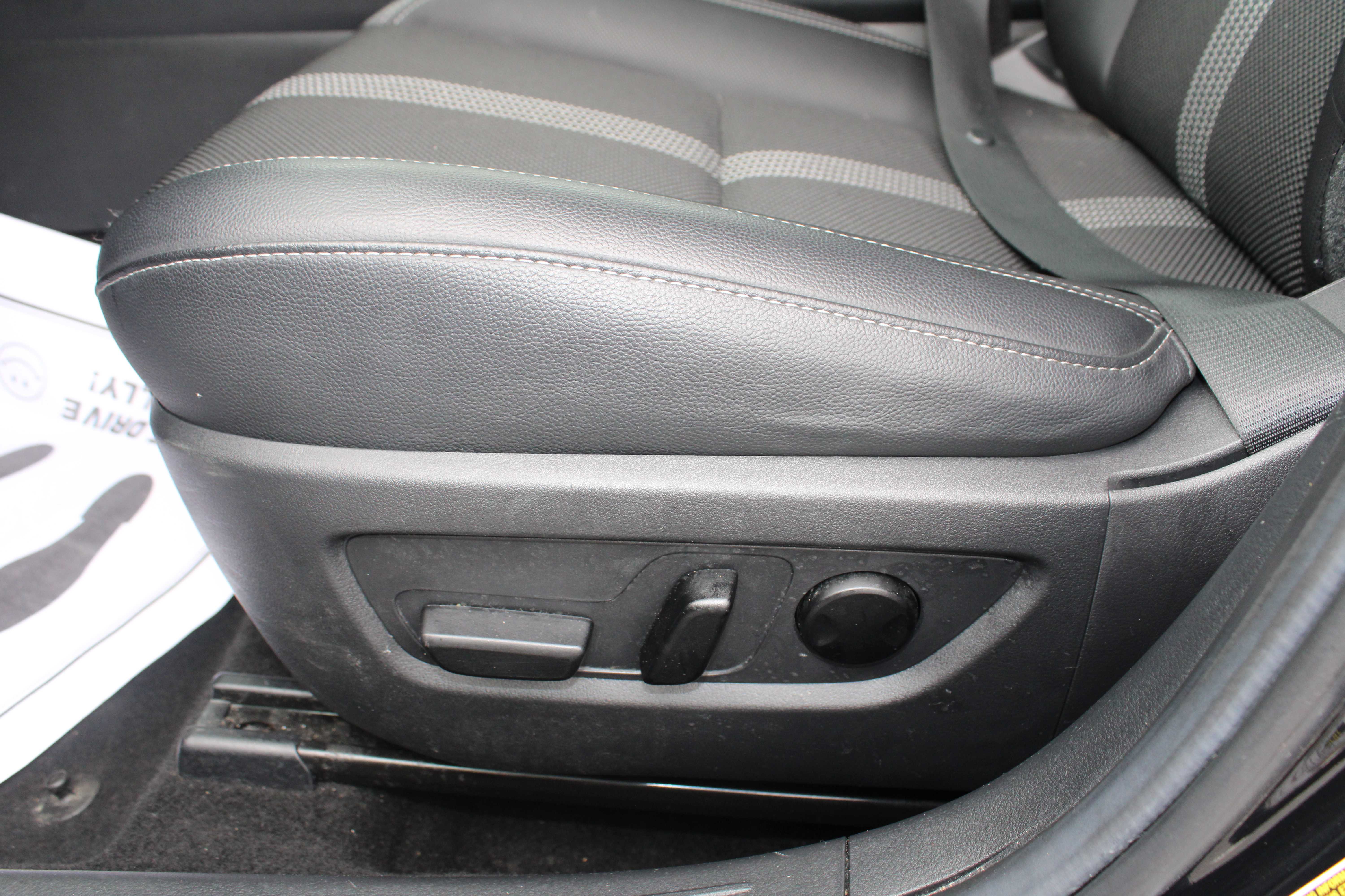BLACK, 2024 MAZDA CX-50 Thumnail Image 11