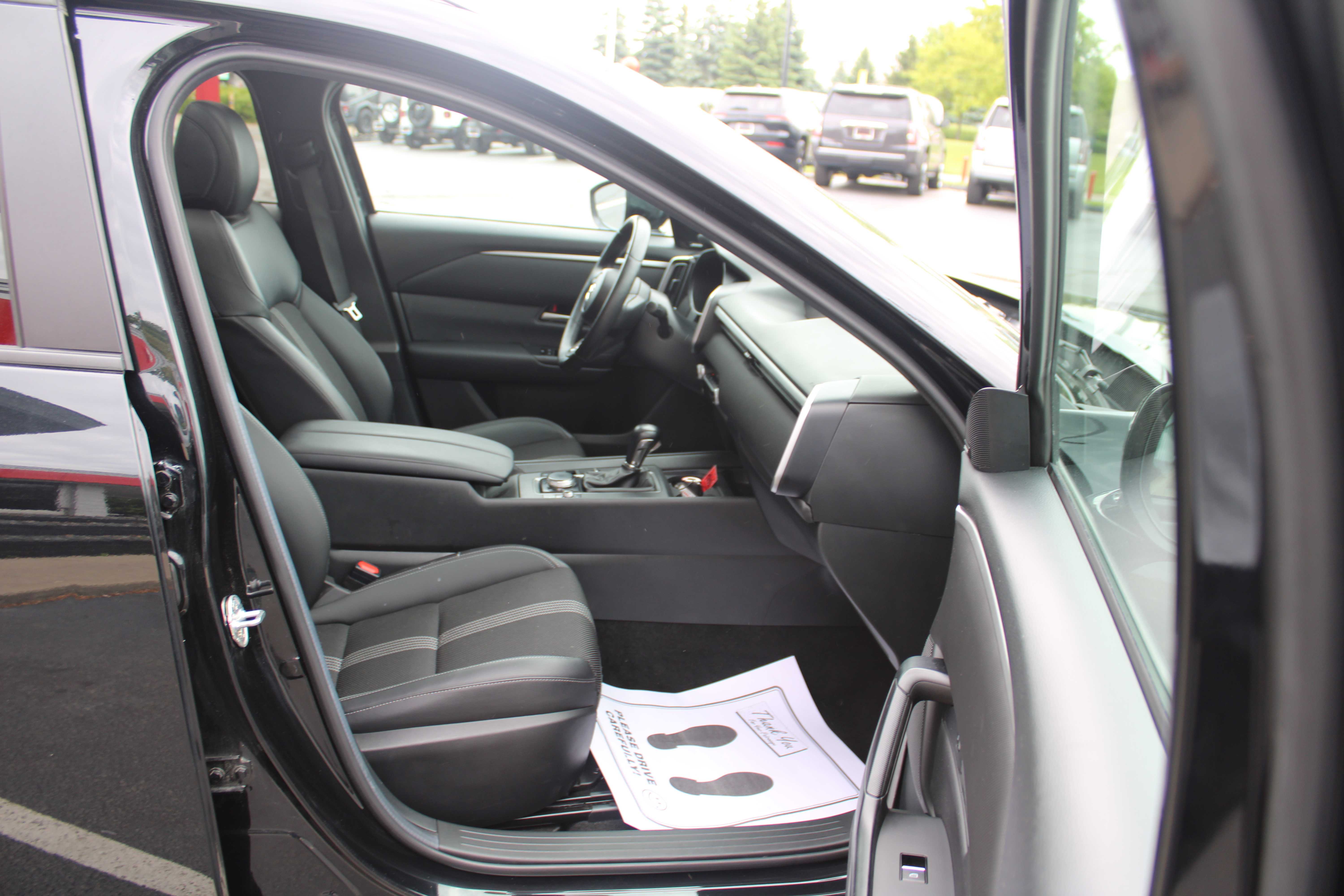 BLACK, 2024 MAZDA CX-50 Thumnail Image 23
