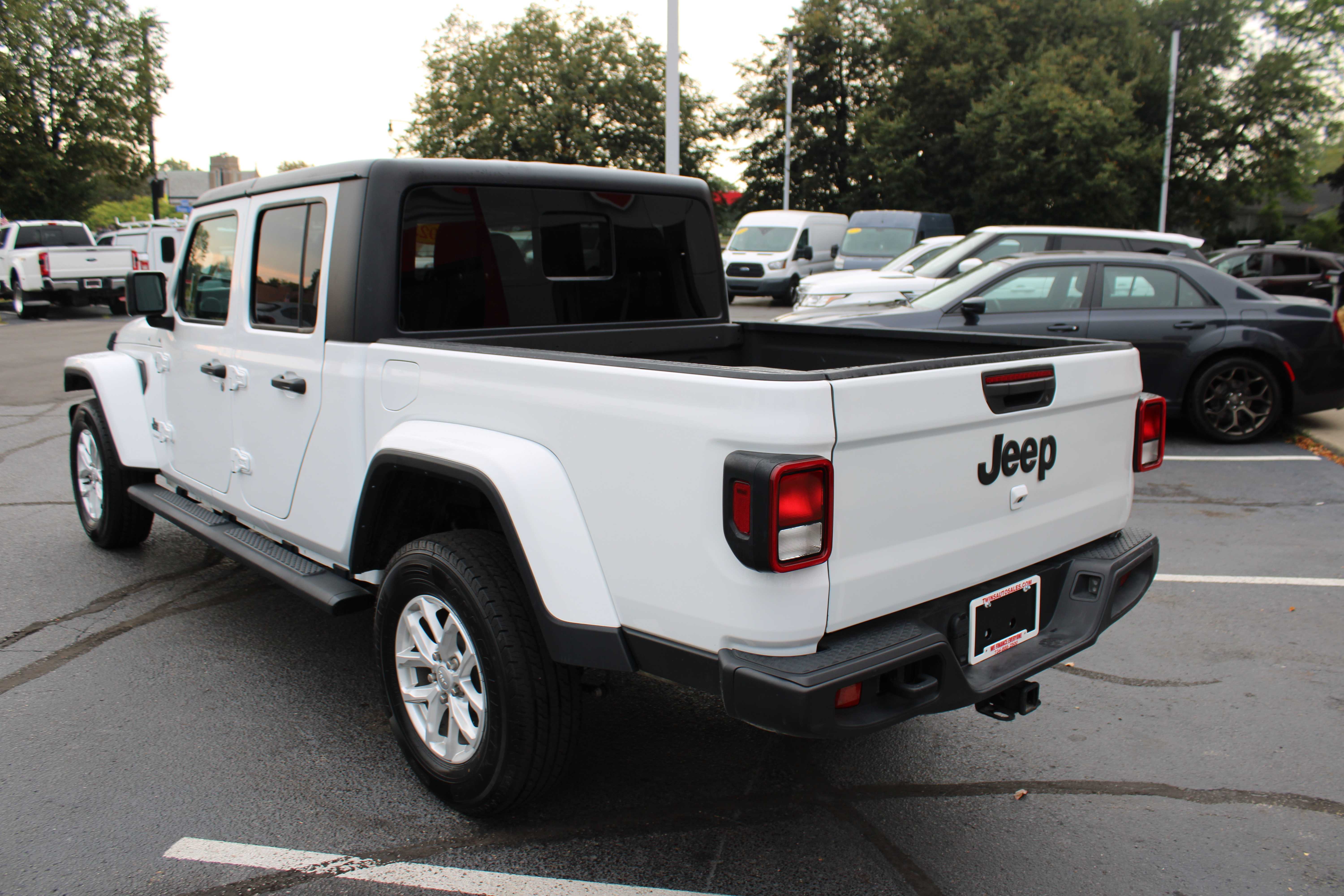 WHITE, 2023 JEEP GLADIATOR Thumnail Image 6
