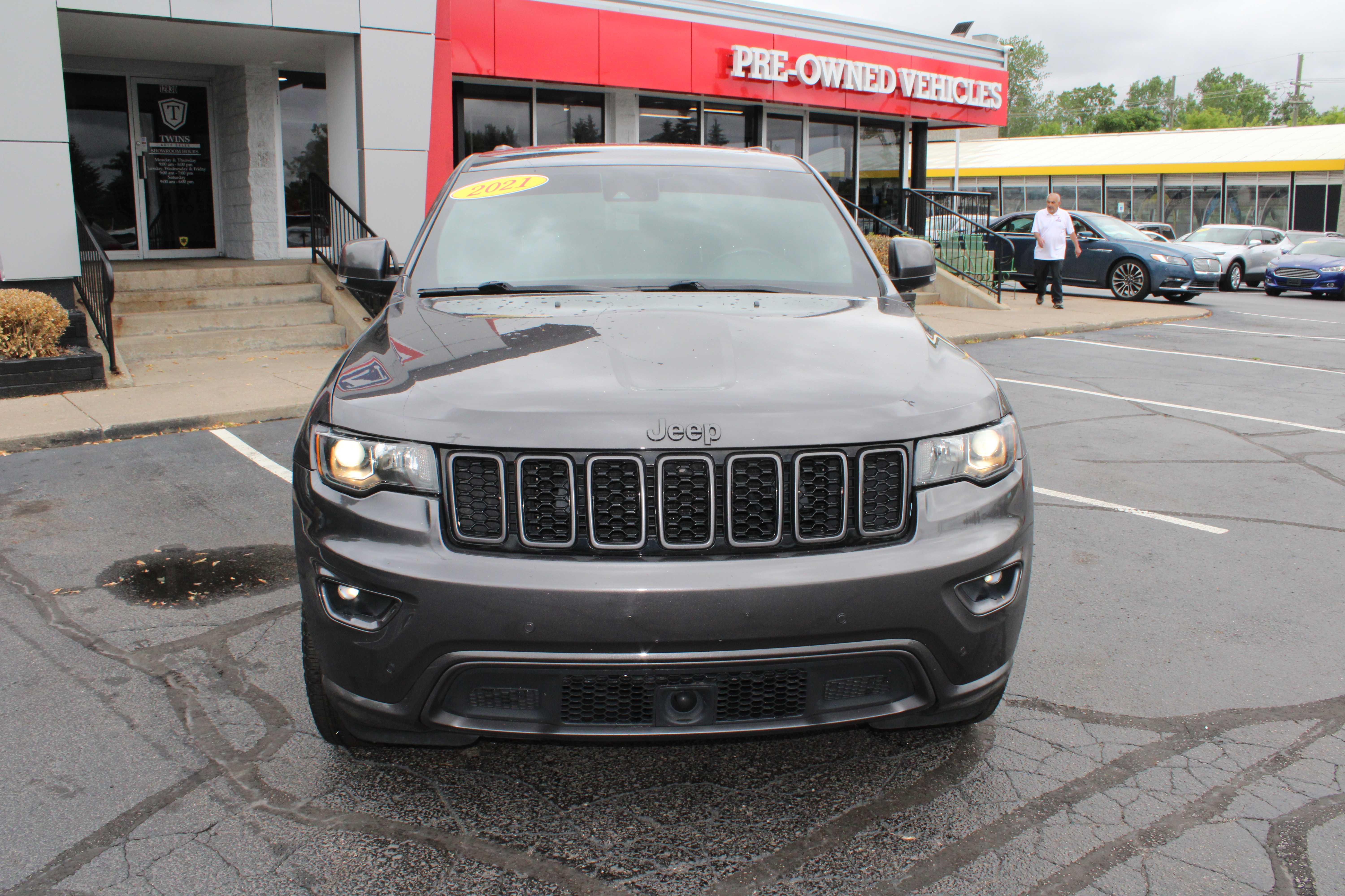 GREY, 2021 JEEP GRAND CHEROKEE Thumnail Image 3