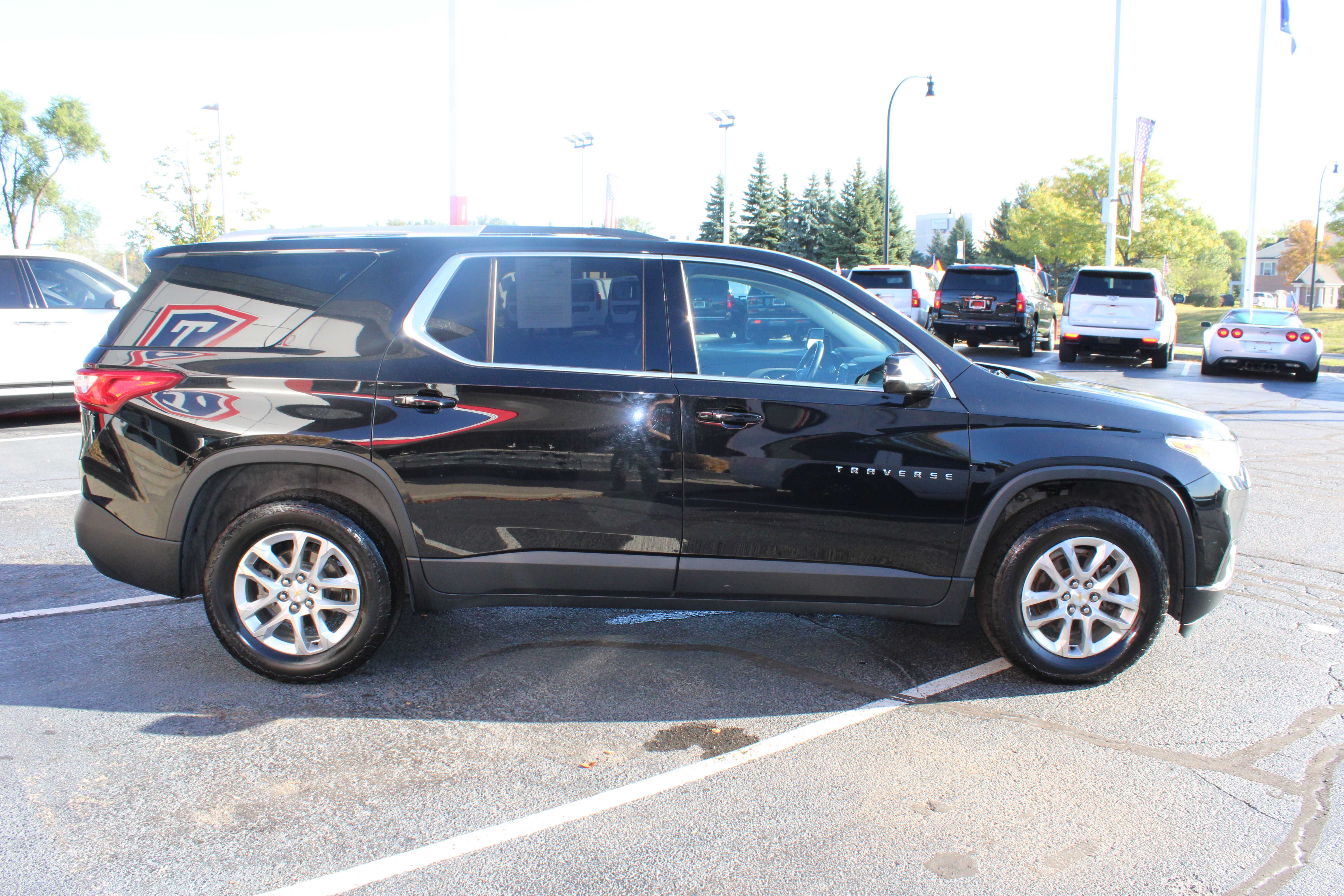 BLACK, 2018 CHEVROLET TRAVERSE Thumnail Image 5