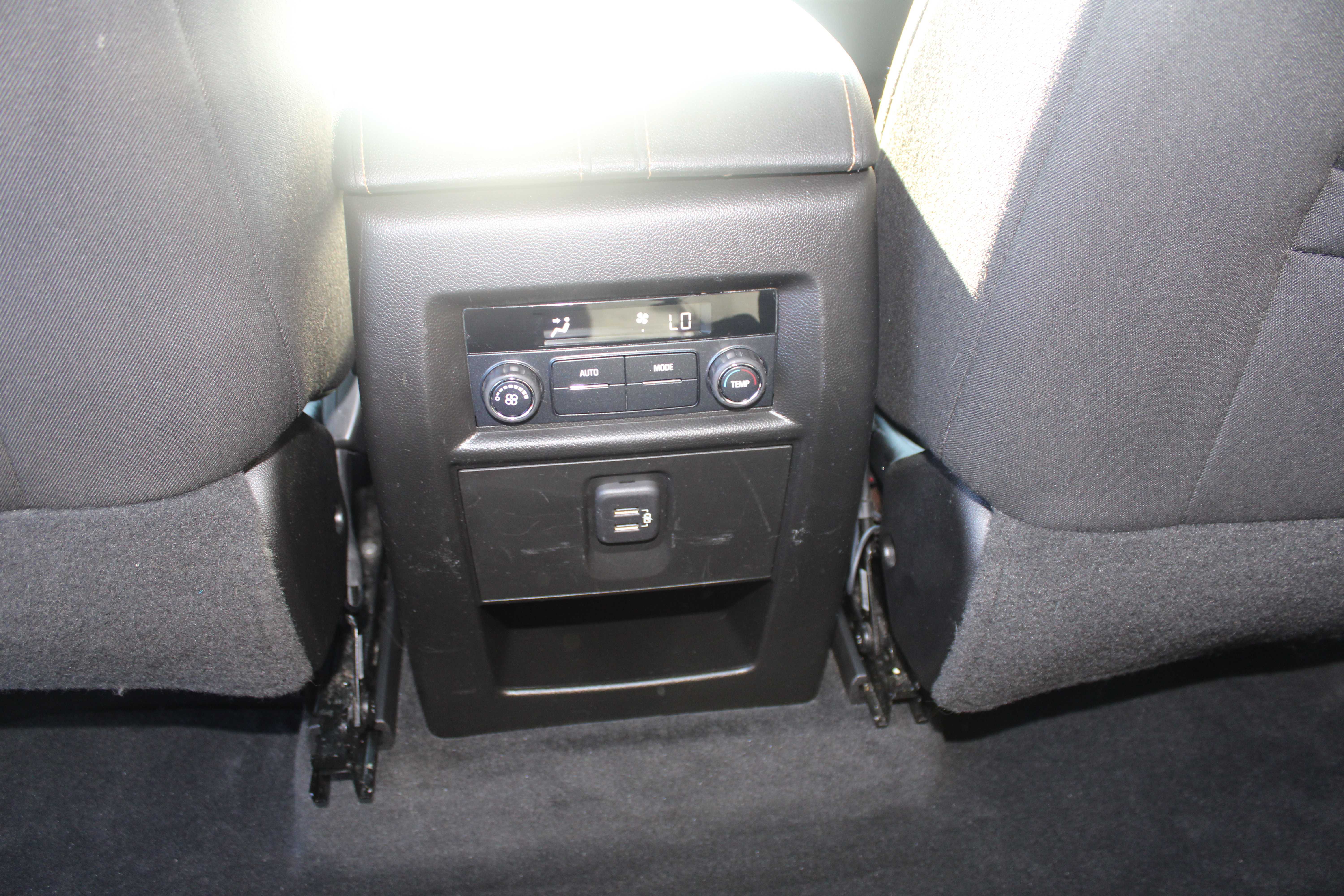 BLACK, 2018 CHEVROLET TRAVERSE Thumnail Image 19