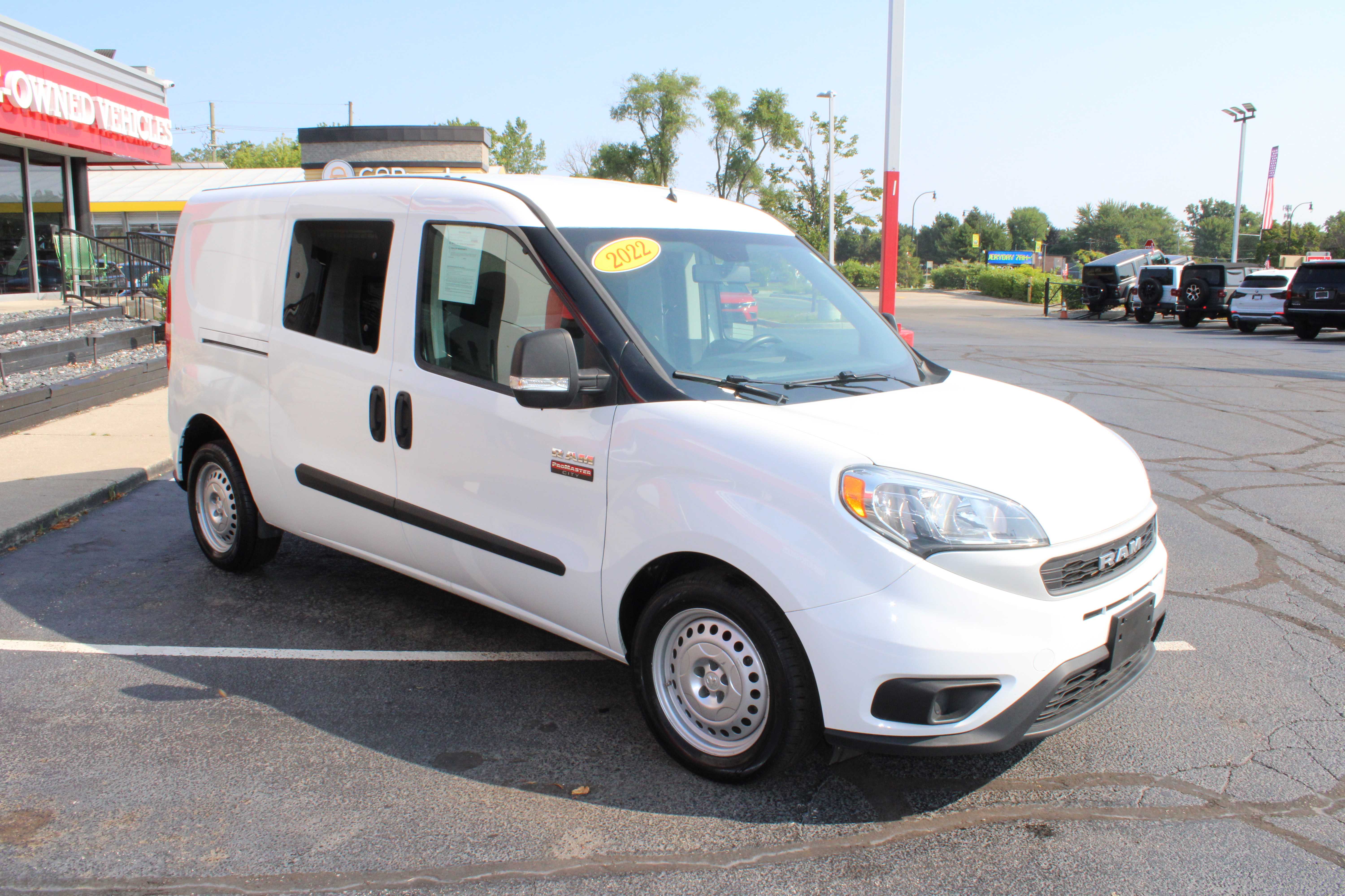 WHITE, 2022 RAM PROMASTER CITY Thumnail Image 4
