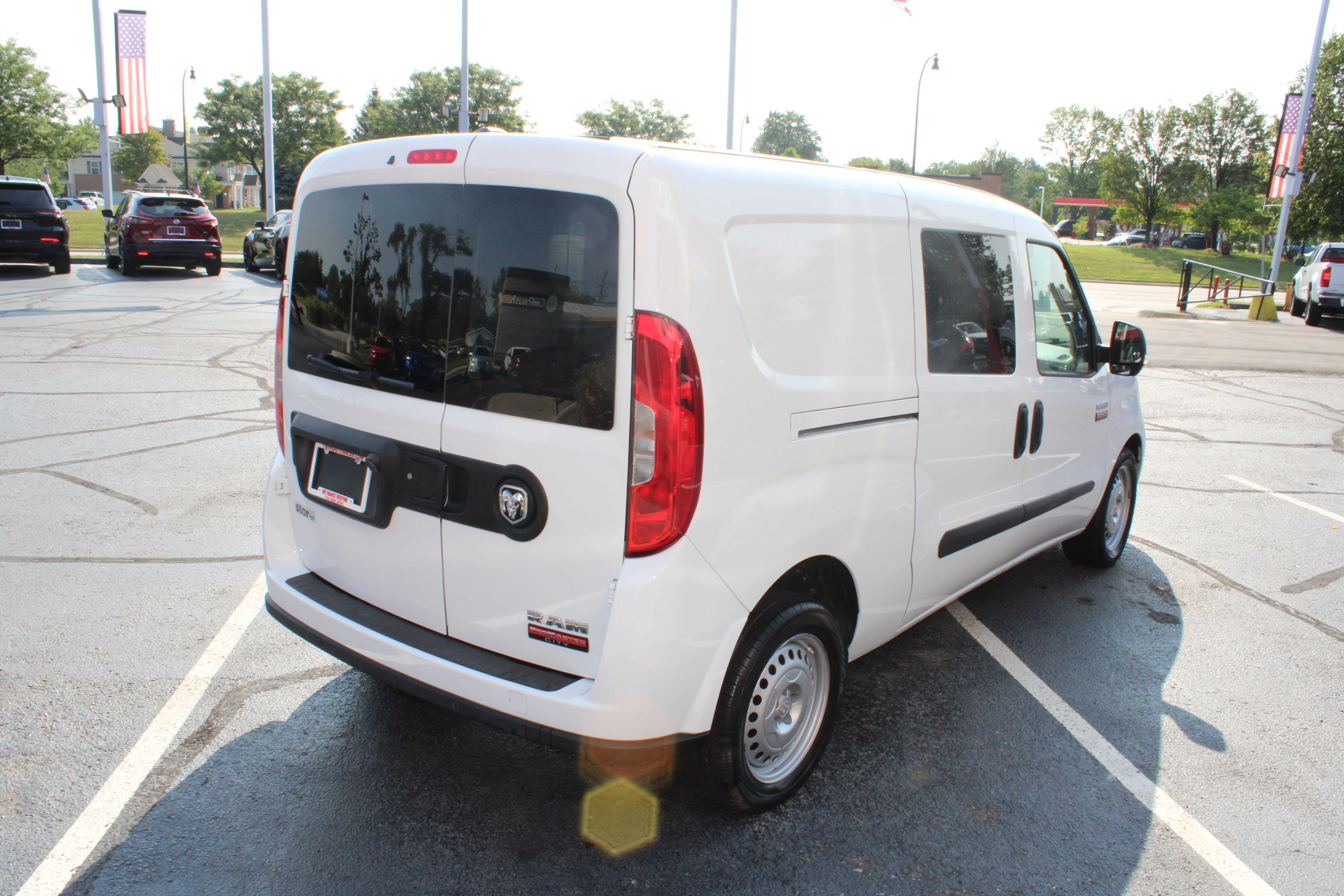 WHITE, 2022 RAM PROMASTER CITY Thumnail Image 6
