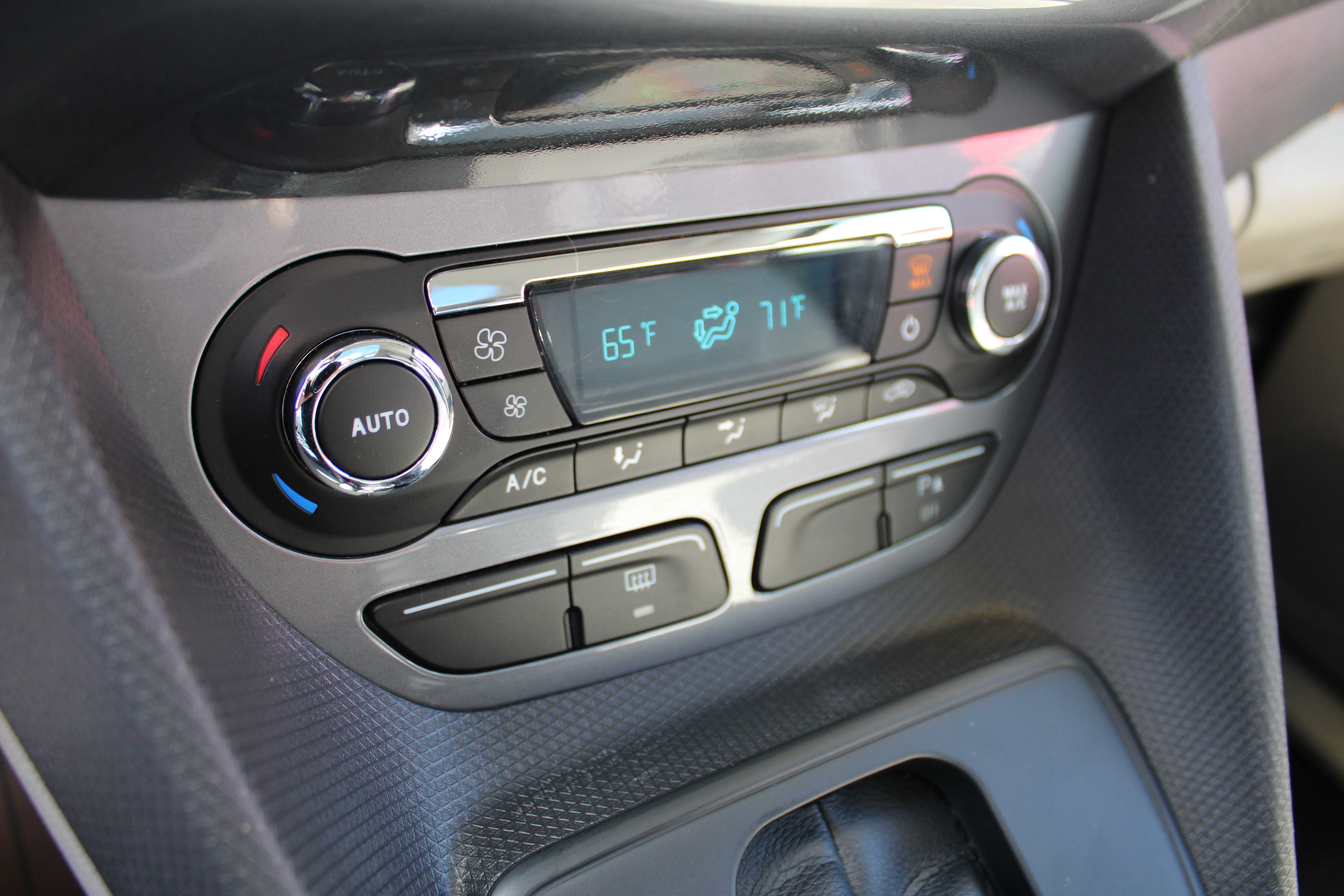 BLACK, 2018 FORD TRANSIT CONNECT PASSENGER Thumnail Image 16