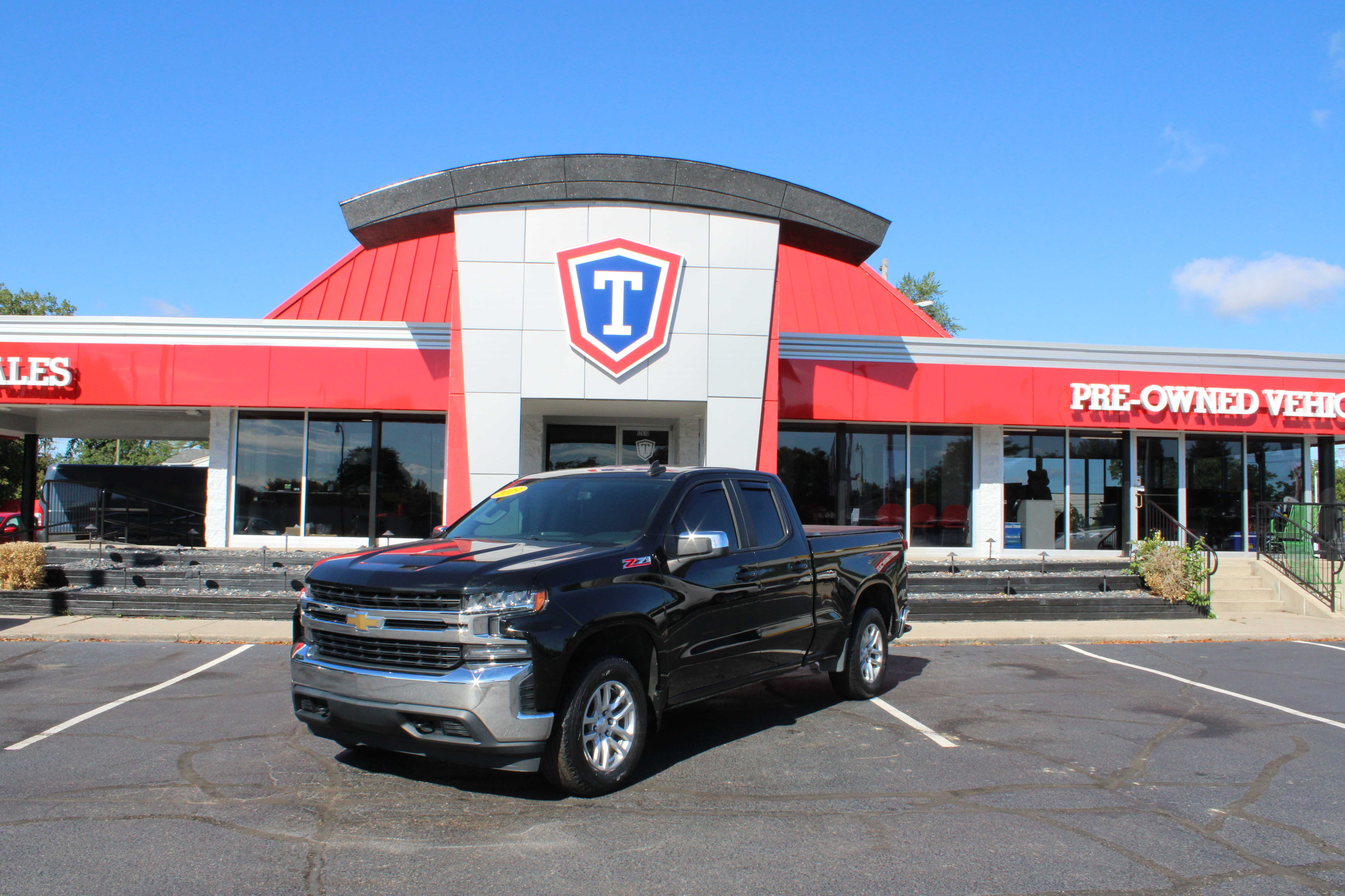 BLACK, 2019 CHEVROLET SILVERADO 1500 DOUBLE CAB Thumnail Image 1