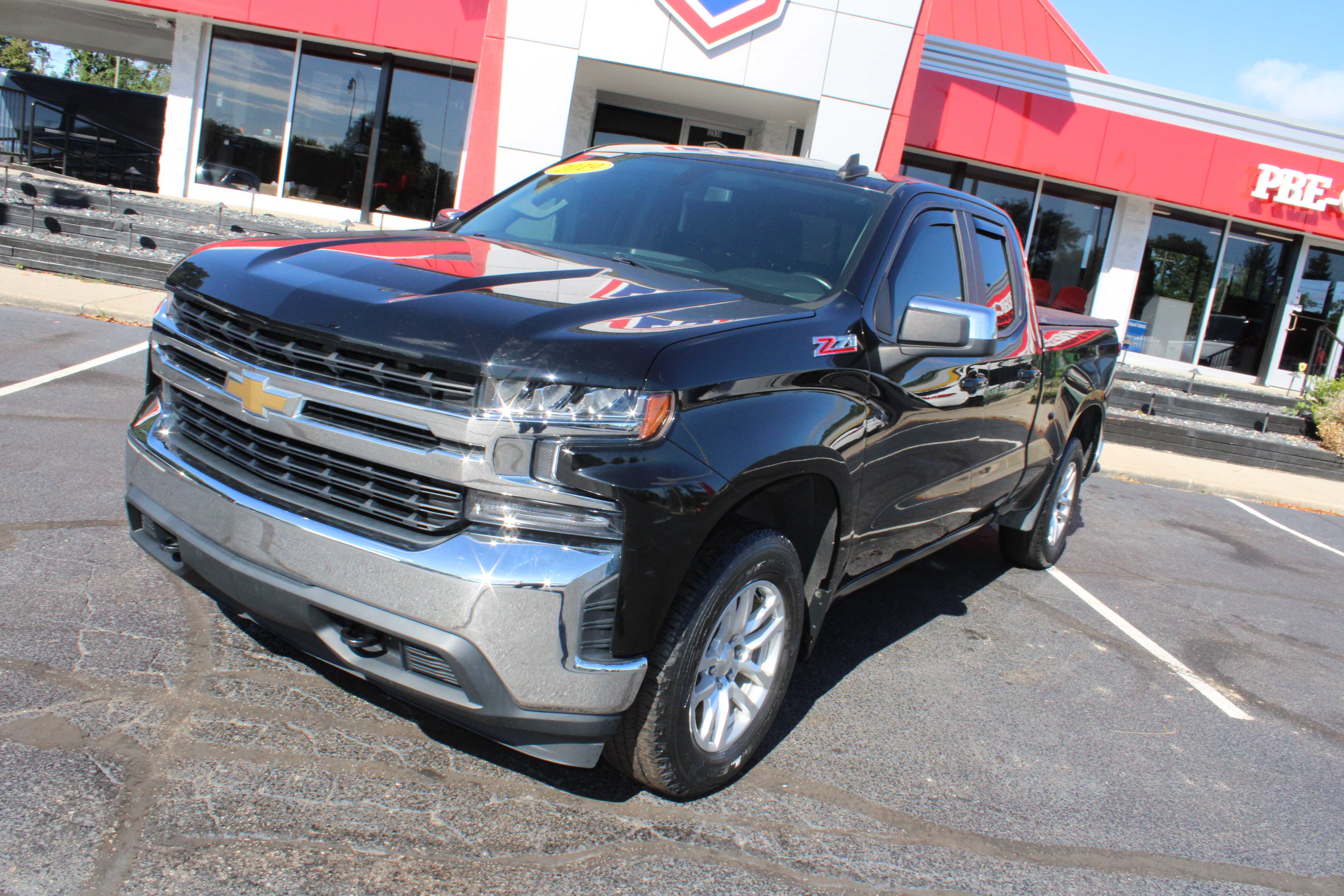 BLACK, 2019 CHEVROLET SILVERADO 1500 DOUBLE CAB Thumnail Image 2