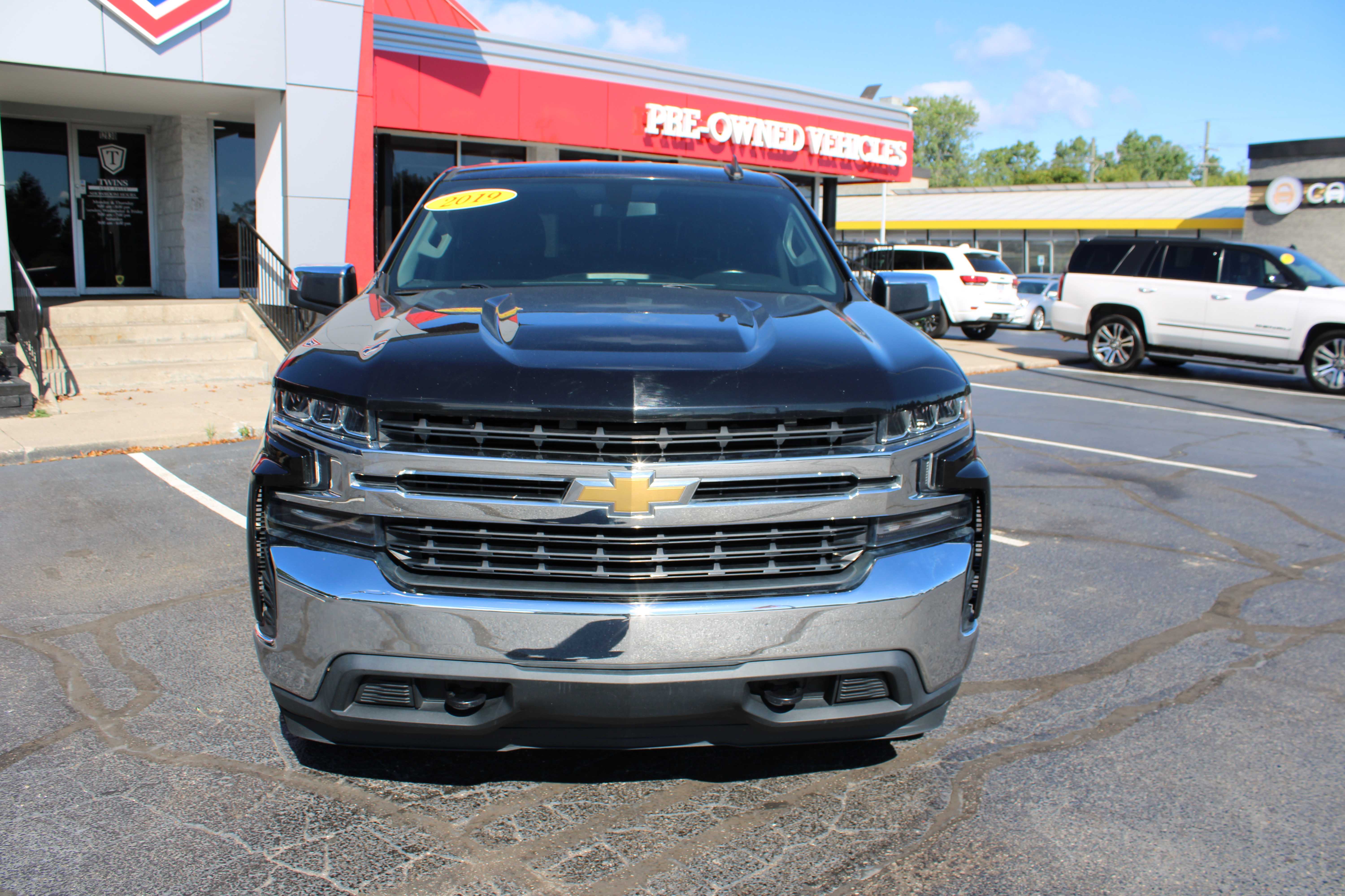BLACK, 2019 CHEVROLET SILVERADO 1500 DOUBLE CAB Thumnail Image 3