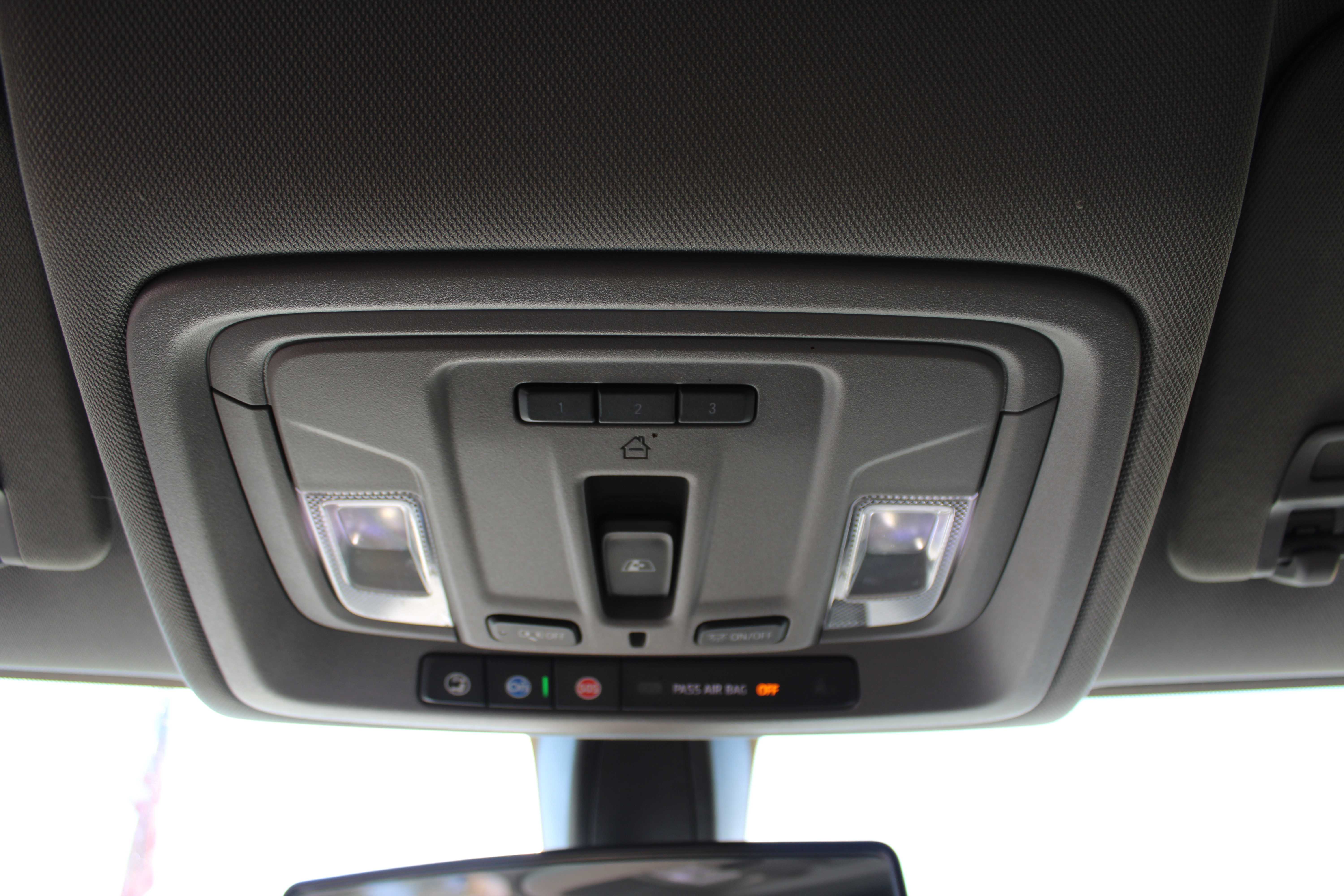 BLACK, 2019 CHEVROLET SILVERADO 1500 DOUBLE CAB Thumnail Image 16