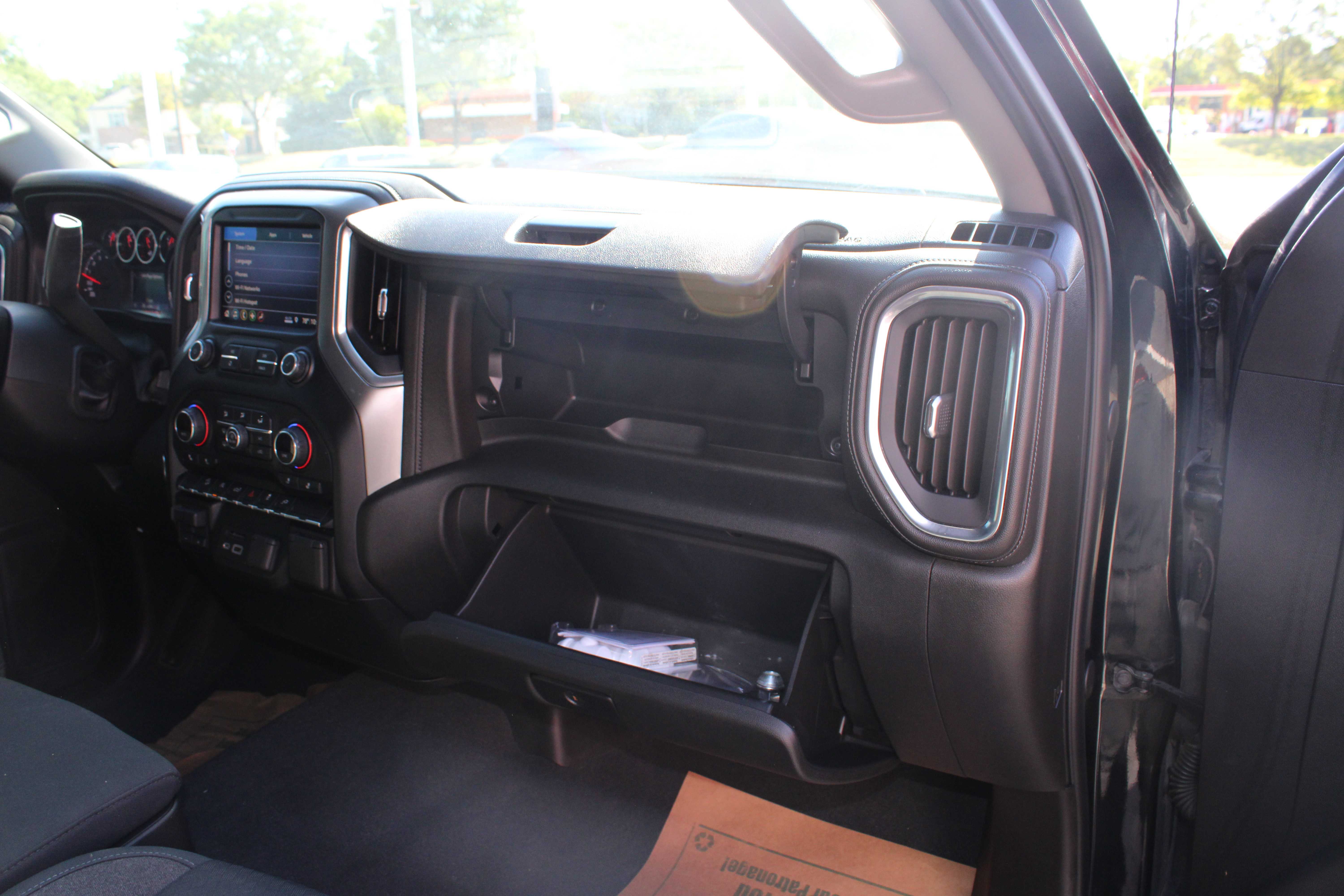 BLACK, 2019 CHEVROLET SILVERADO 1500 DOUBLE CAB Thumnail Image 24