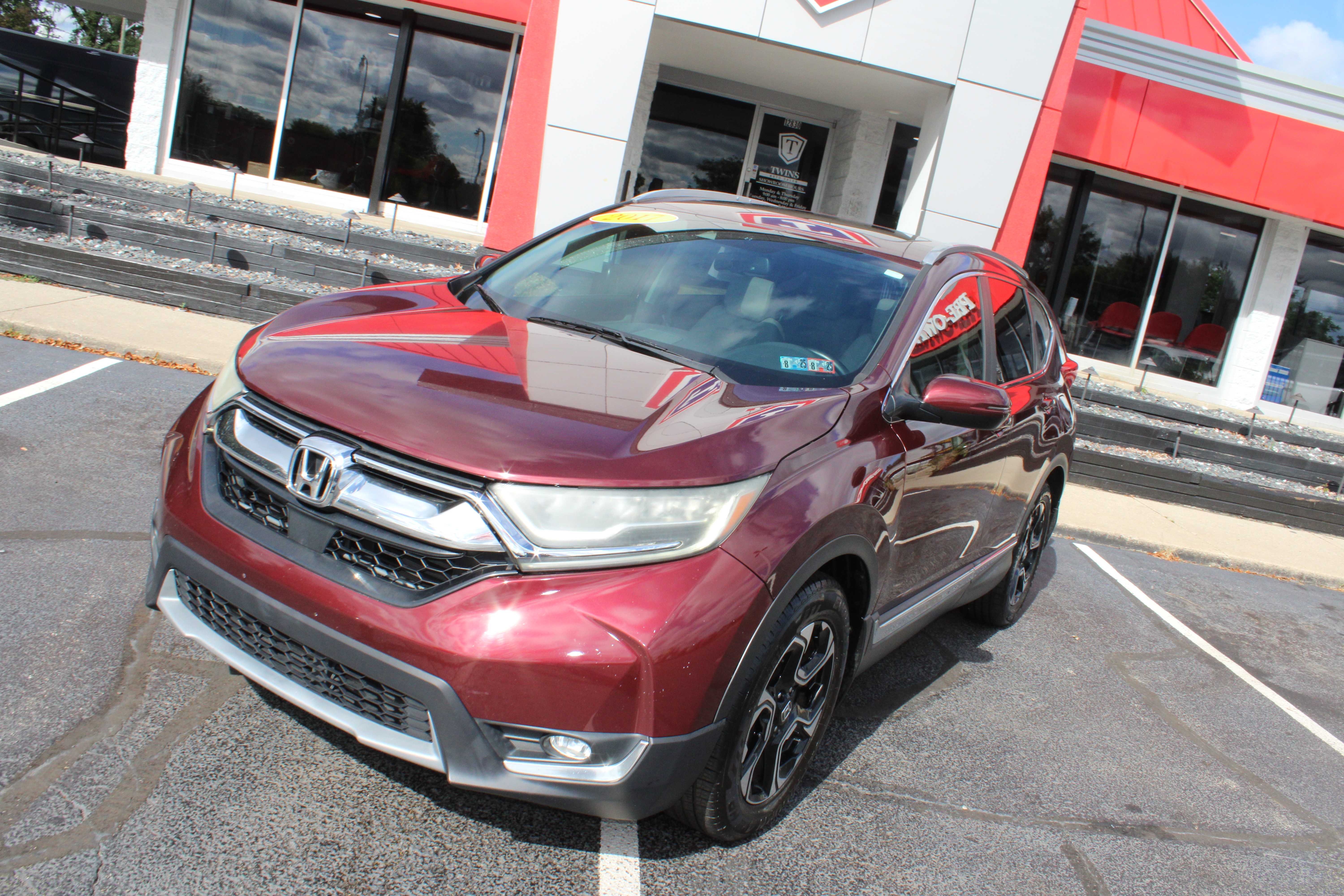 RED, 2017 HONDA CR-V Thumnail Image 2