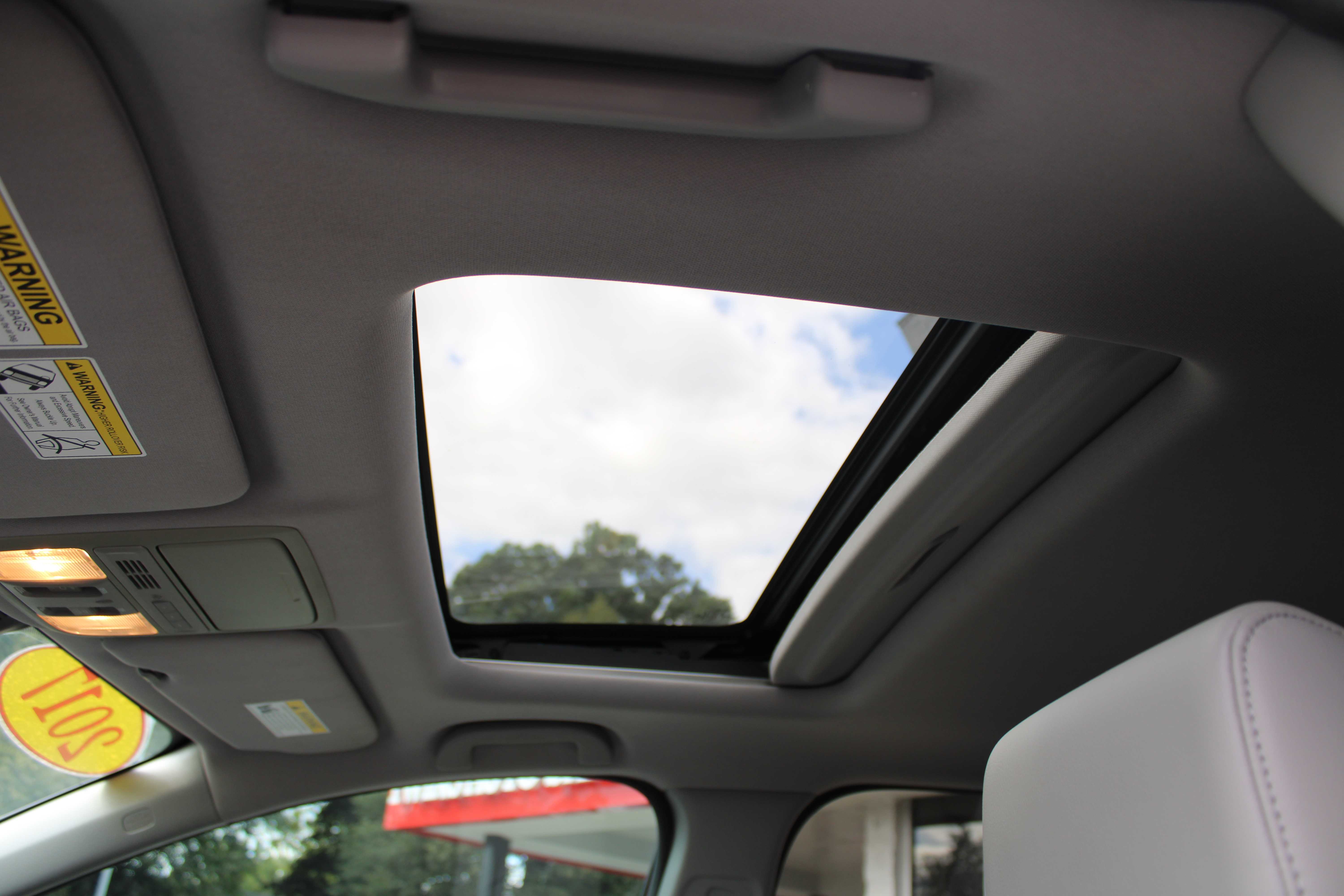 RED, 2017 HONDA CR-V Thumnail Image 21