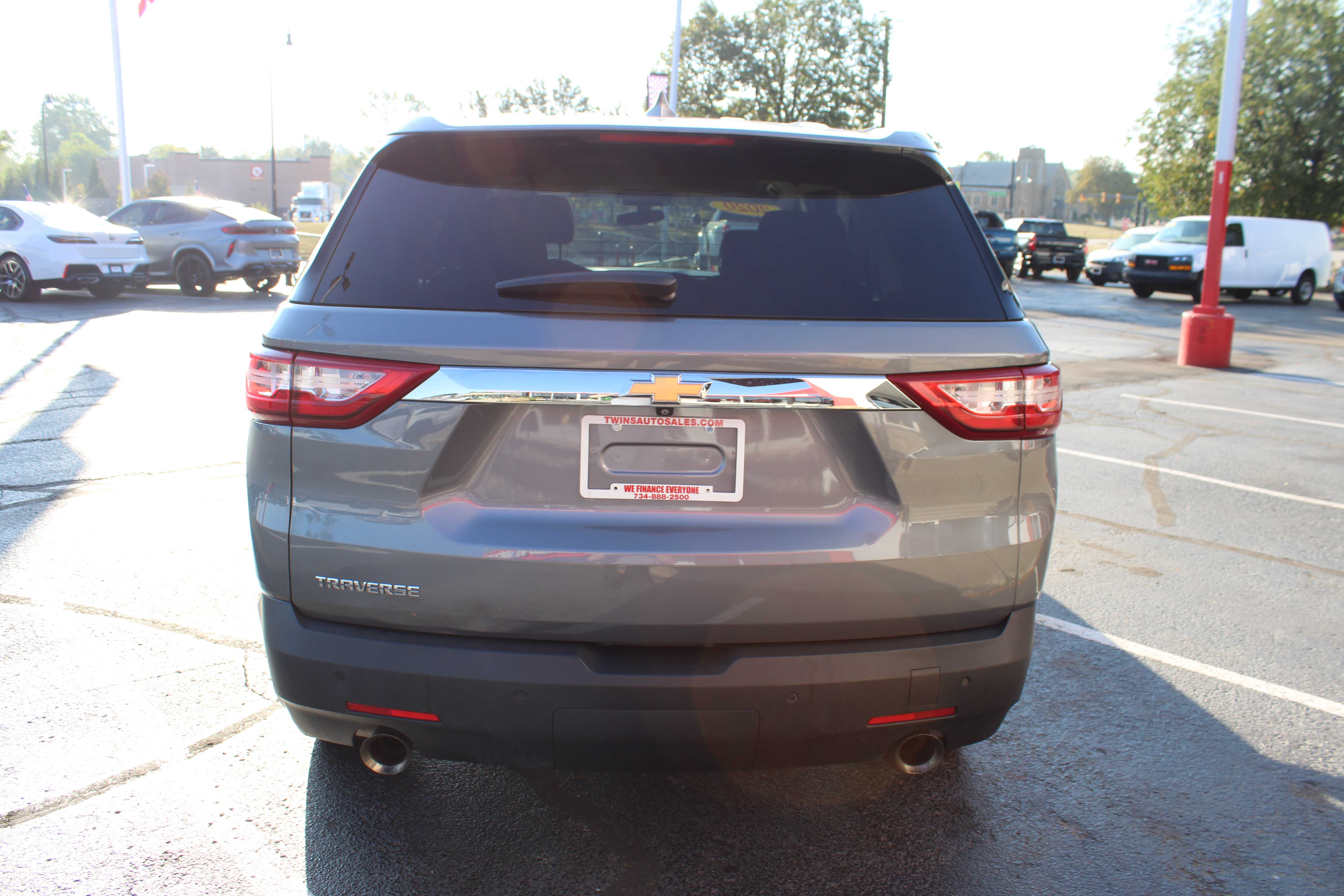 GREY, 2020 CHEVROLET TRAVERSE Thumnail Image 7