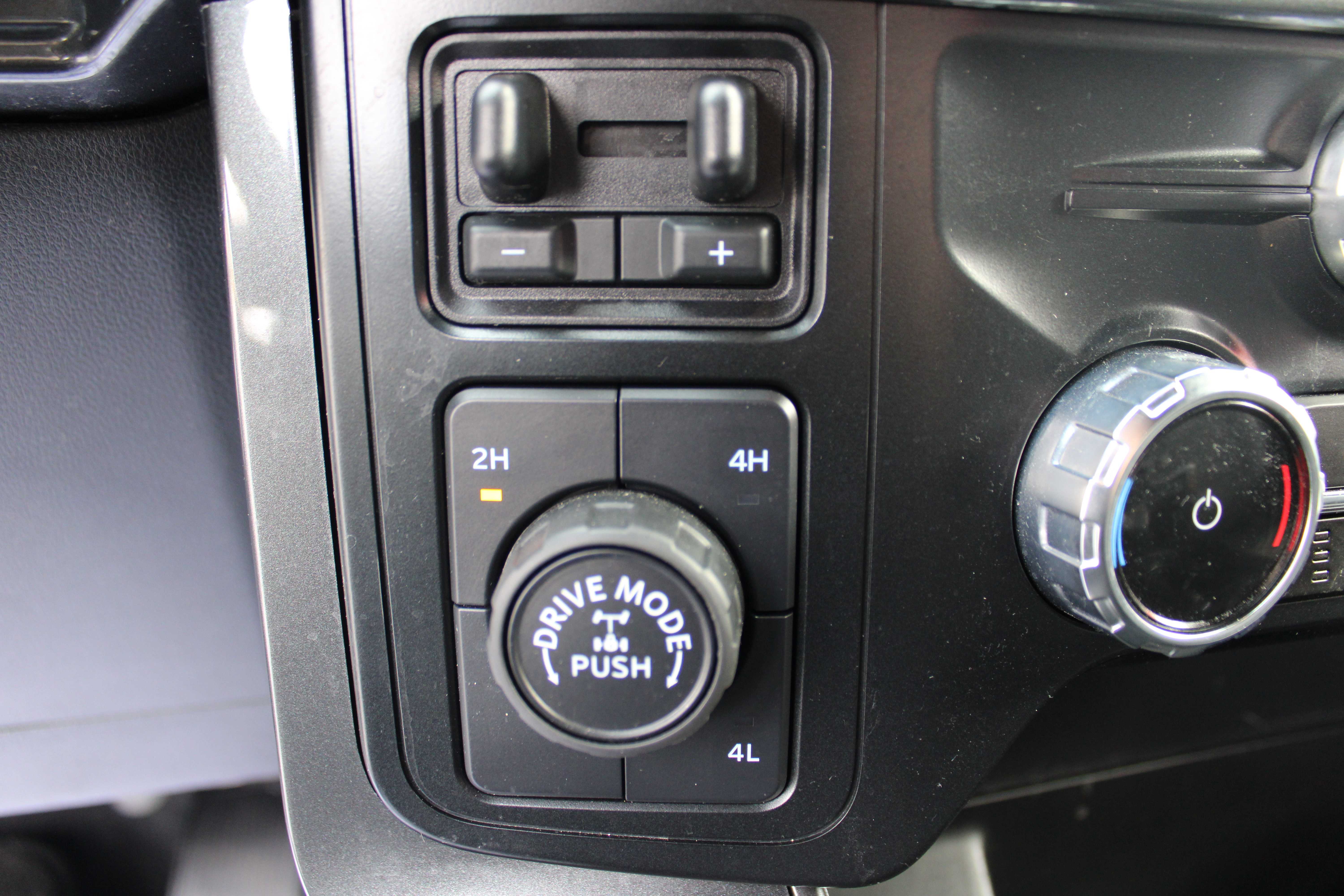 SILVER, 2023 FORD F150 SUPERCREW CAB Thumnail Image 13