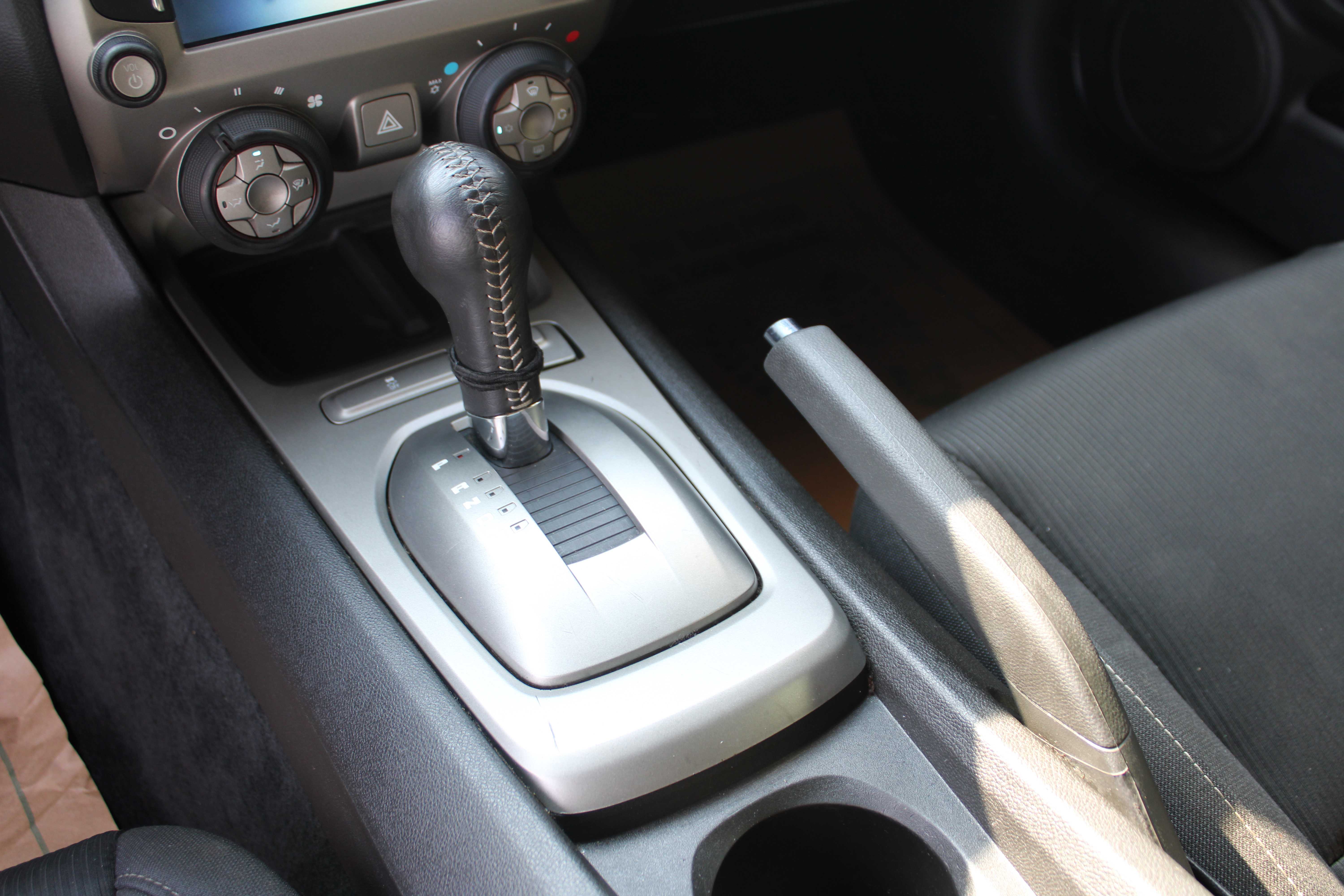 WHITE, 2015 CHEVROLET CAMARO Thumnail Image 18