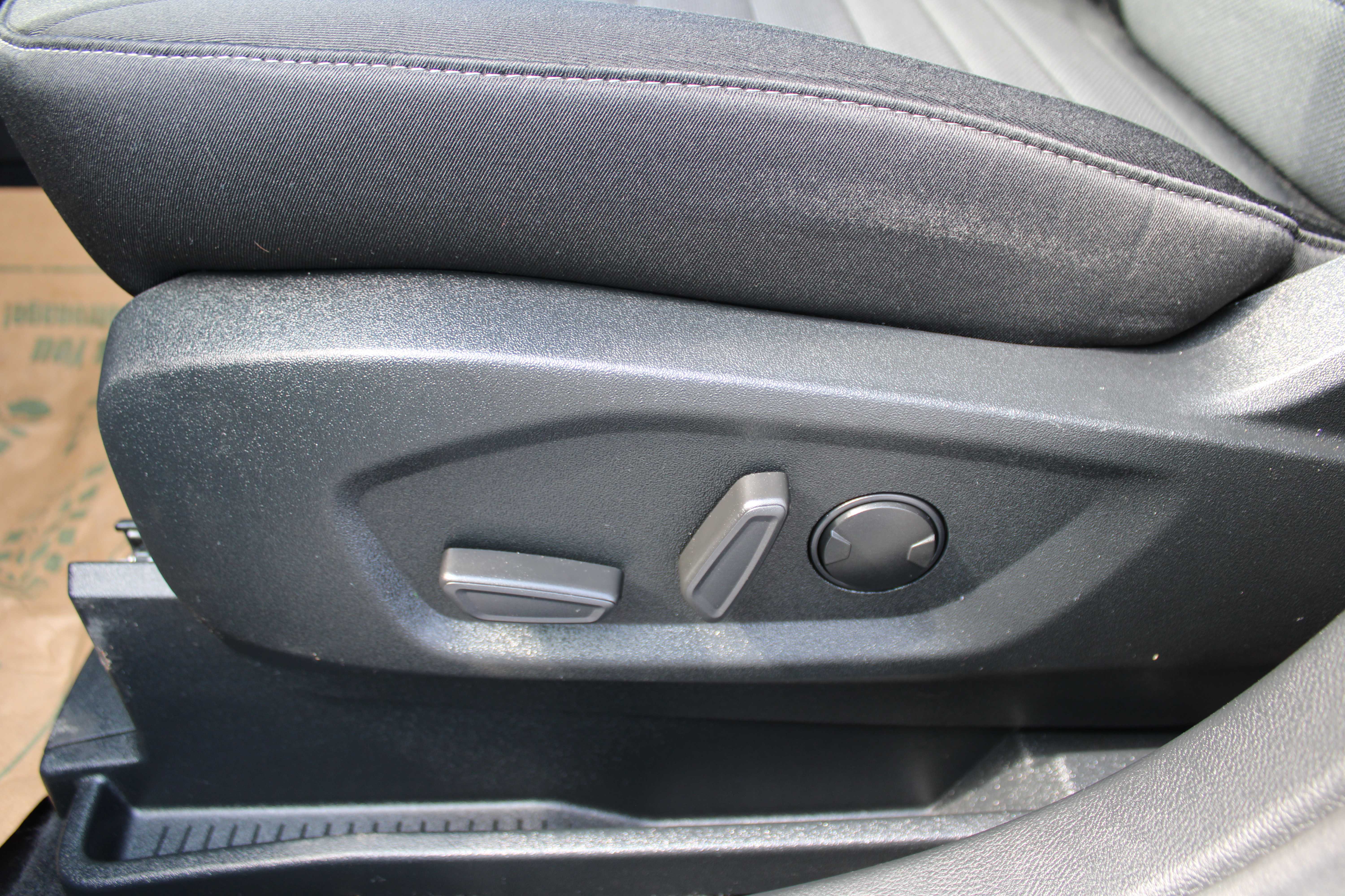 BLUE, 2021 FORD EDGE Thumnail Image 11