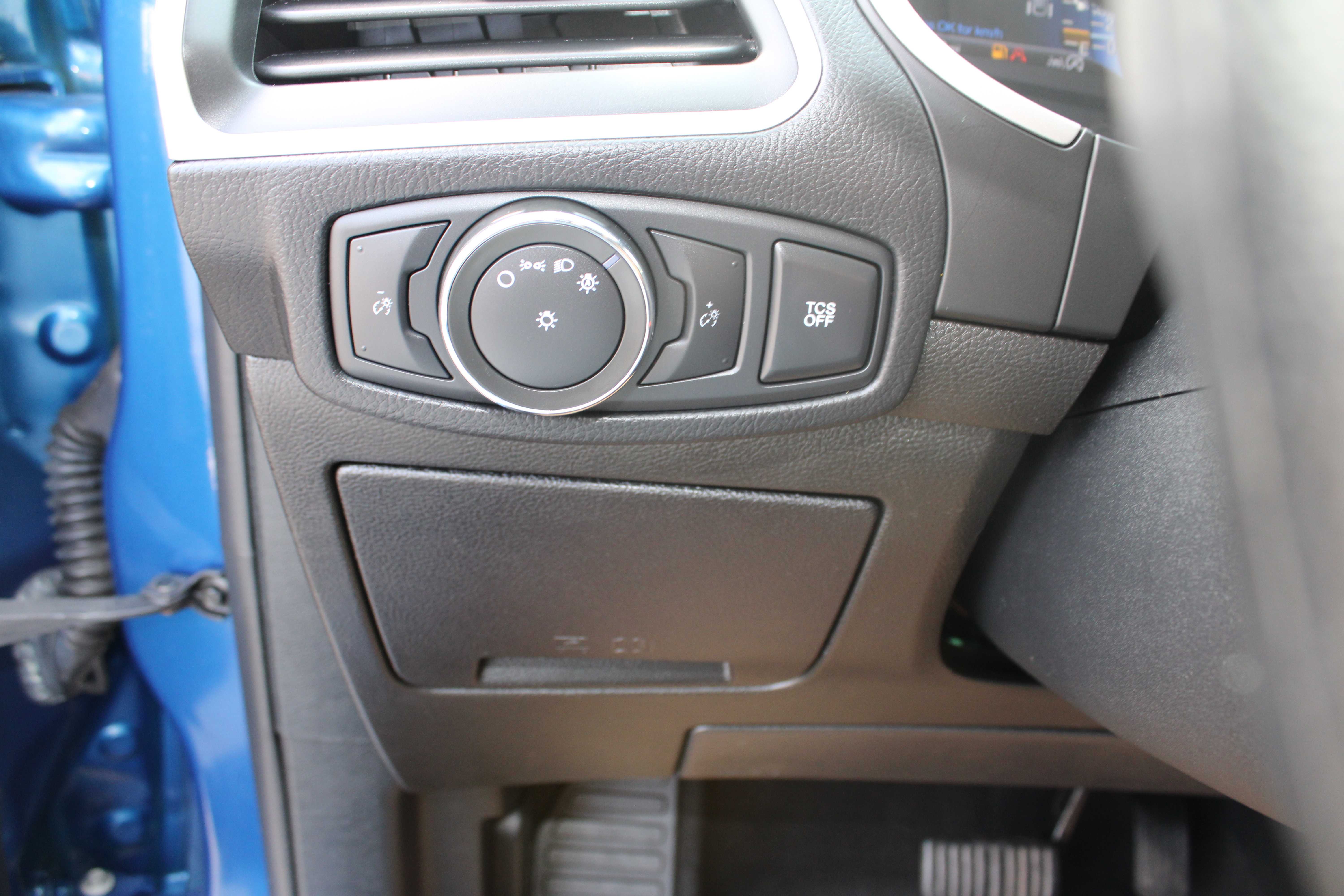 BLUE, 2021 FORD EDGE Thumnail Image 12