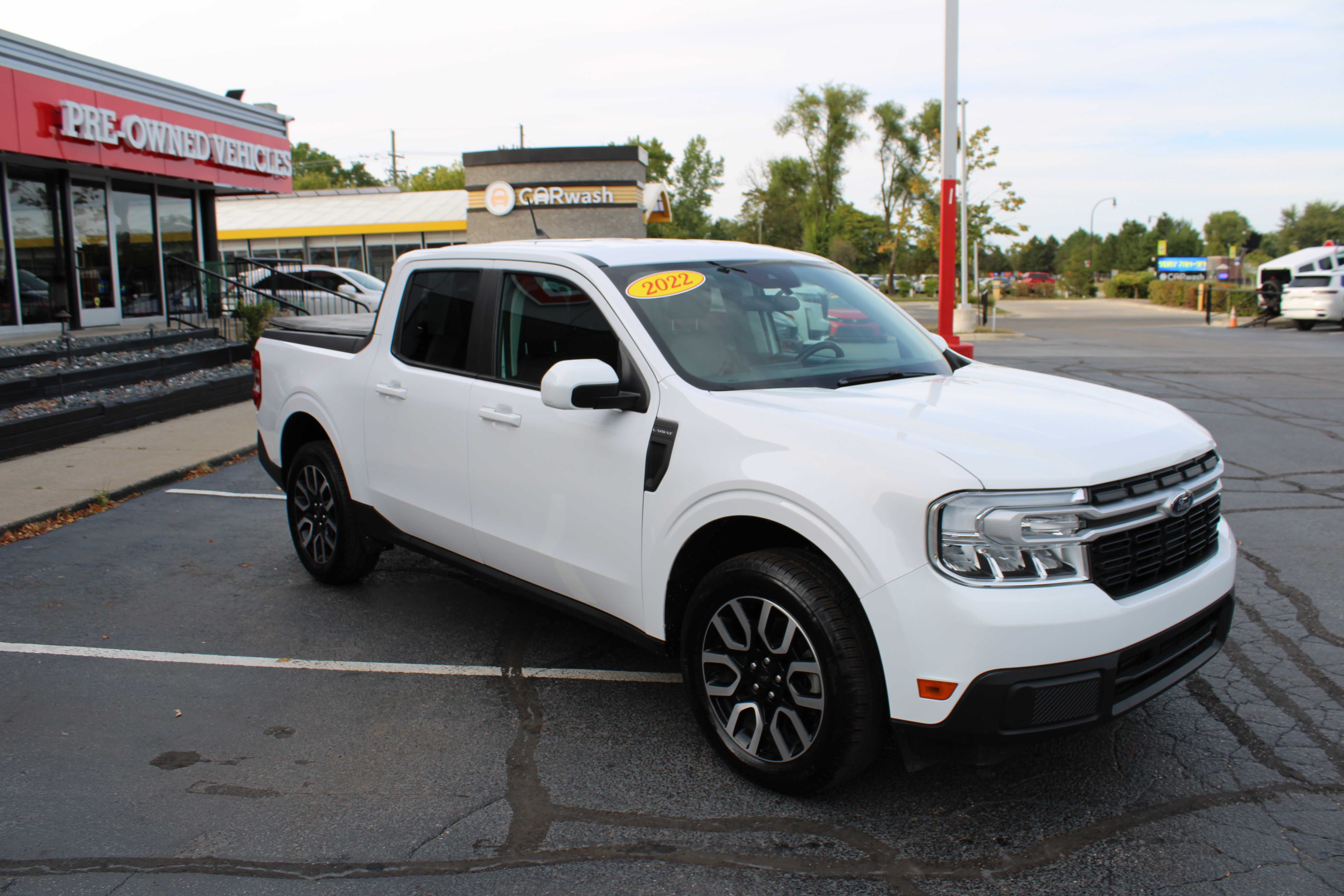 WHITE, 2022 FORD MAVERICK Thumnail Image 3