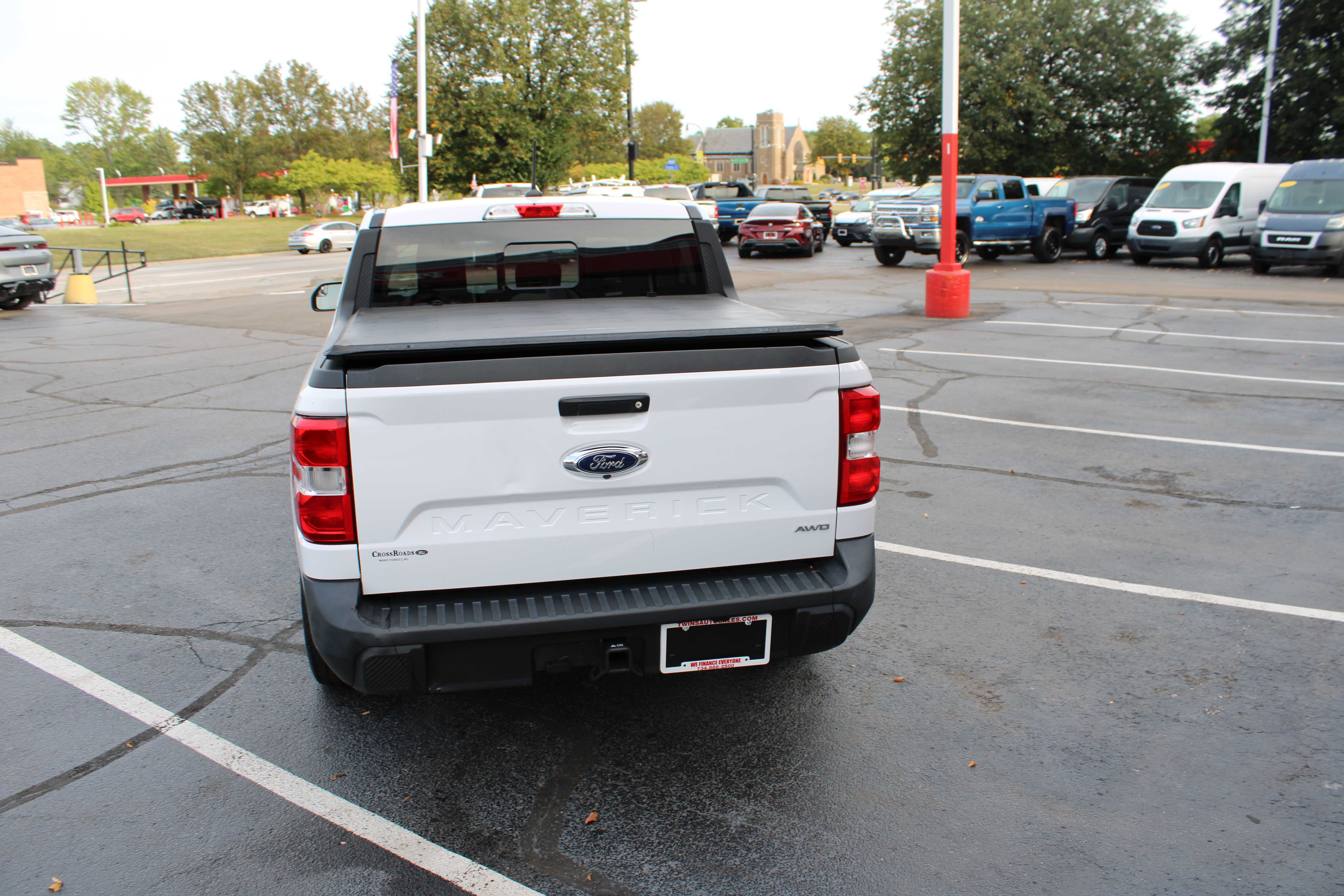 WHITE, 2022 FORD MAVERICK Thumnail Image 6