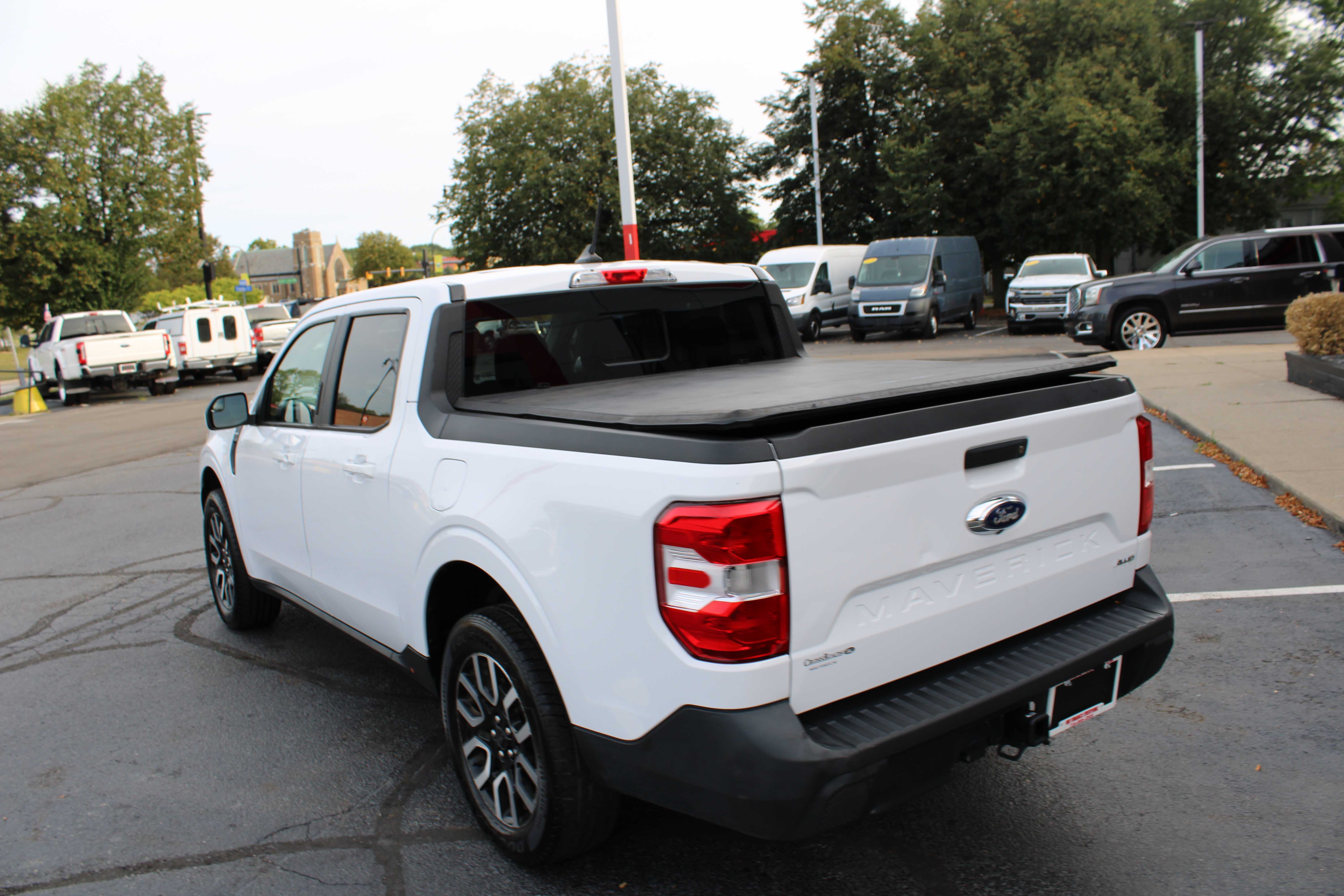 WHITE, 2022 FORD MAVERICK Thumnail Image 7