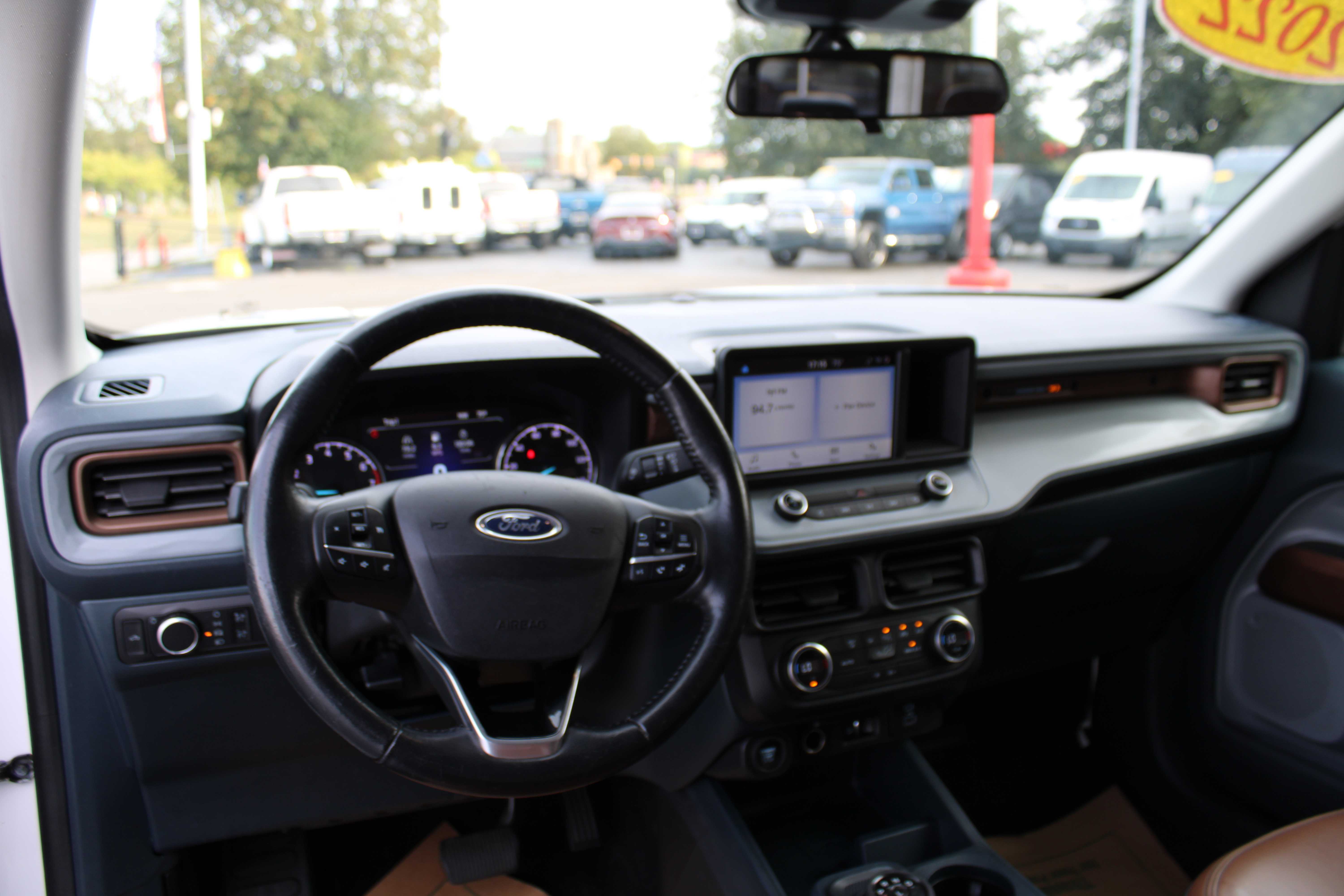 WHITE, 2022 FORD MAVERICK Thumnail Image 19