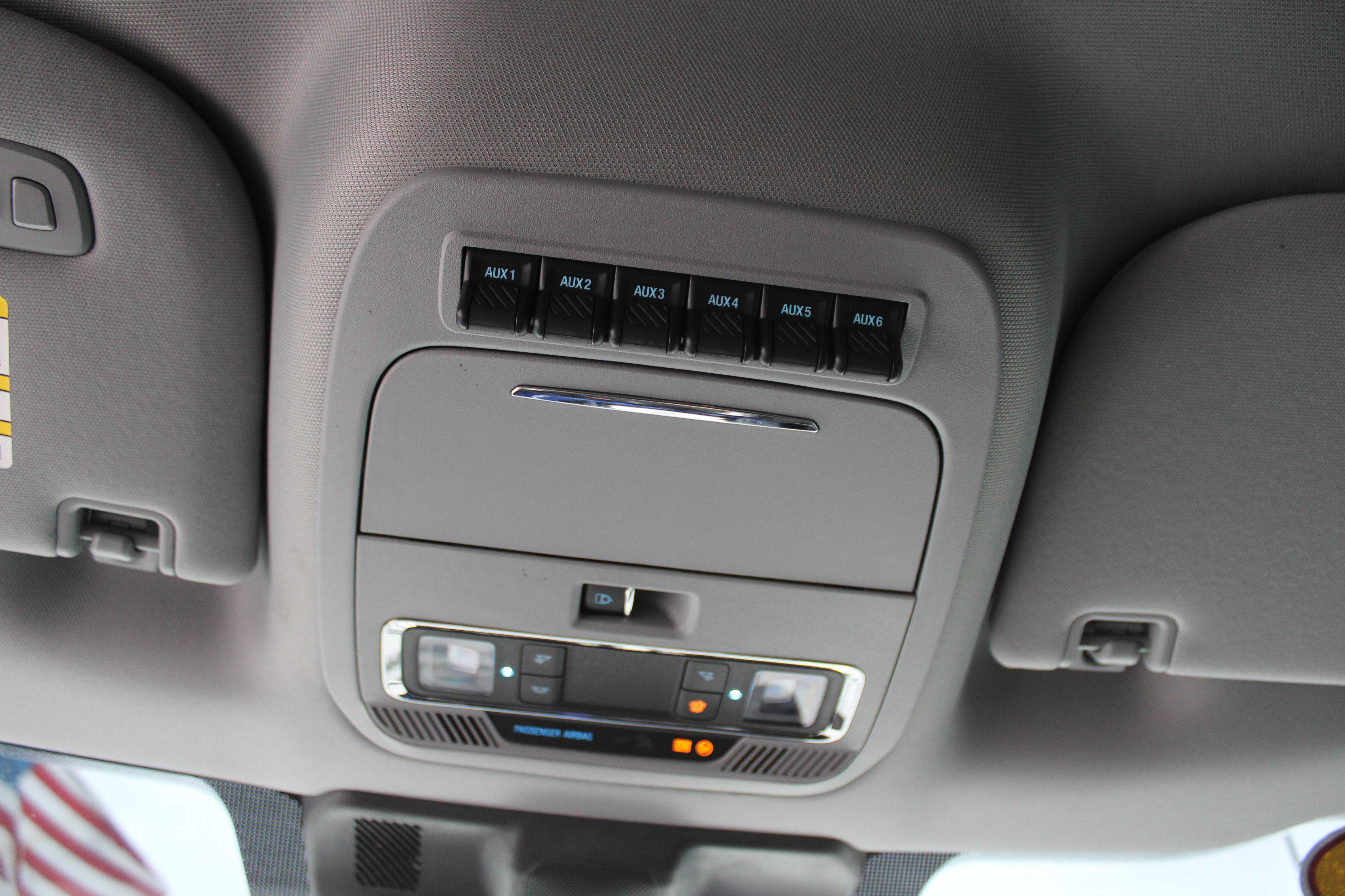 WHITE, 2024 FORD F450 SUPER DUTY CREW CAB Thumnail Image 42