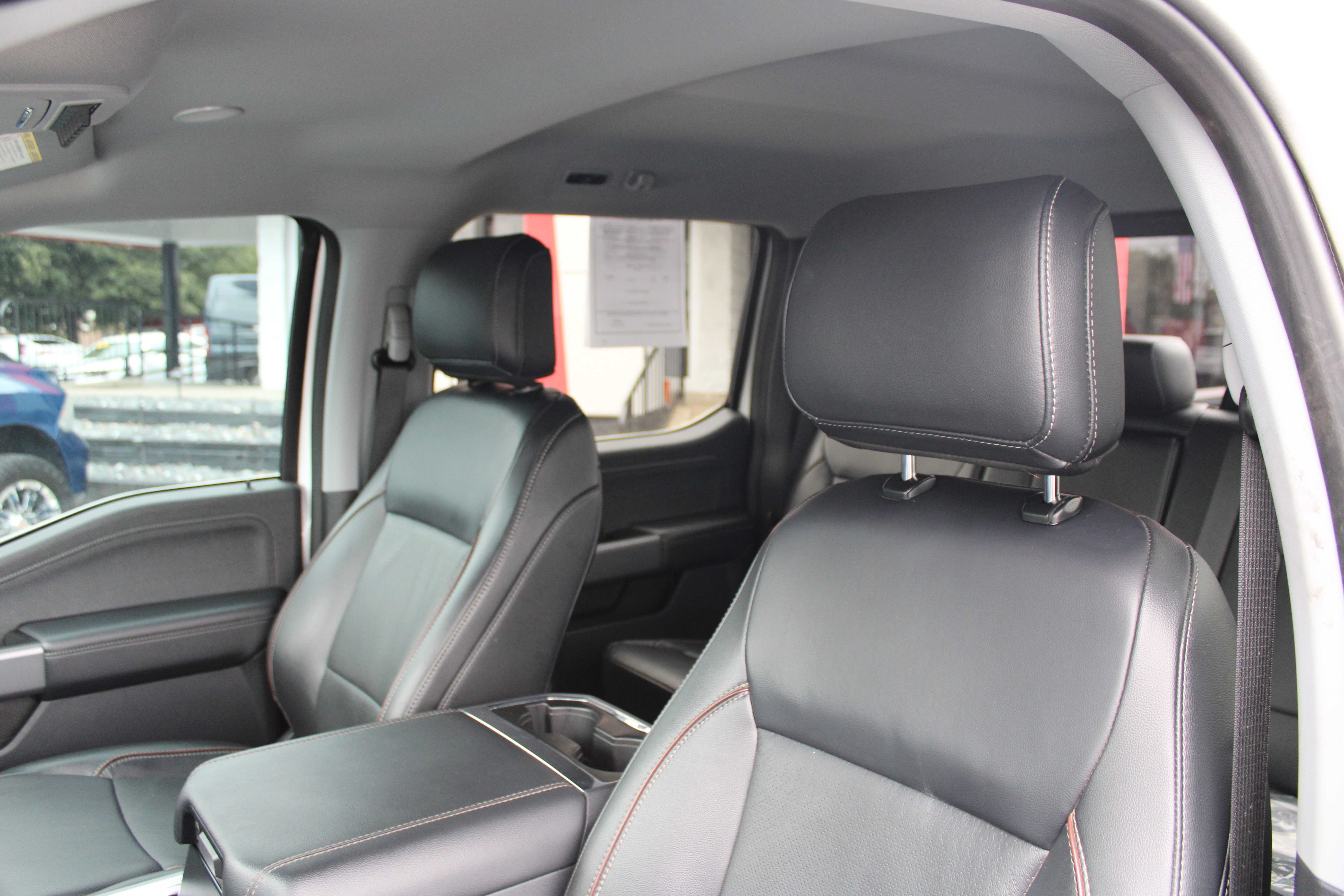 WHITE, 2024 FORD F450 SUPER DUTY CREW CAB Thumnail Image 43