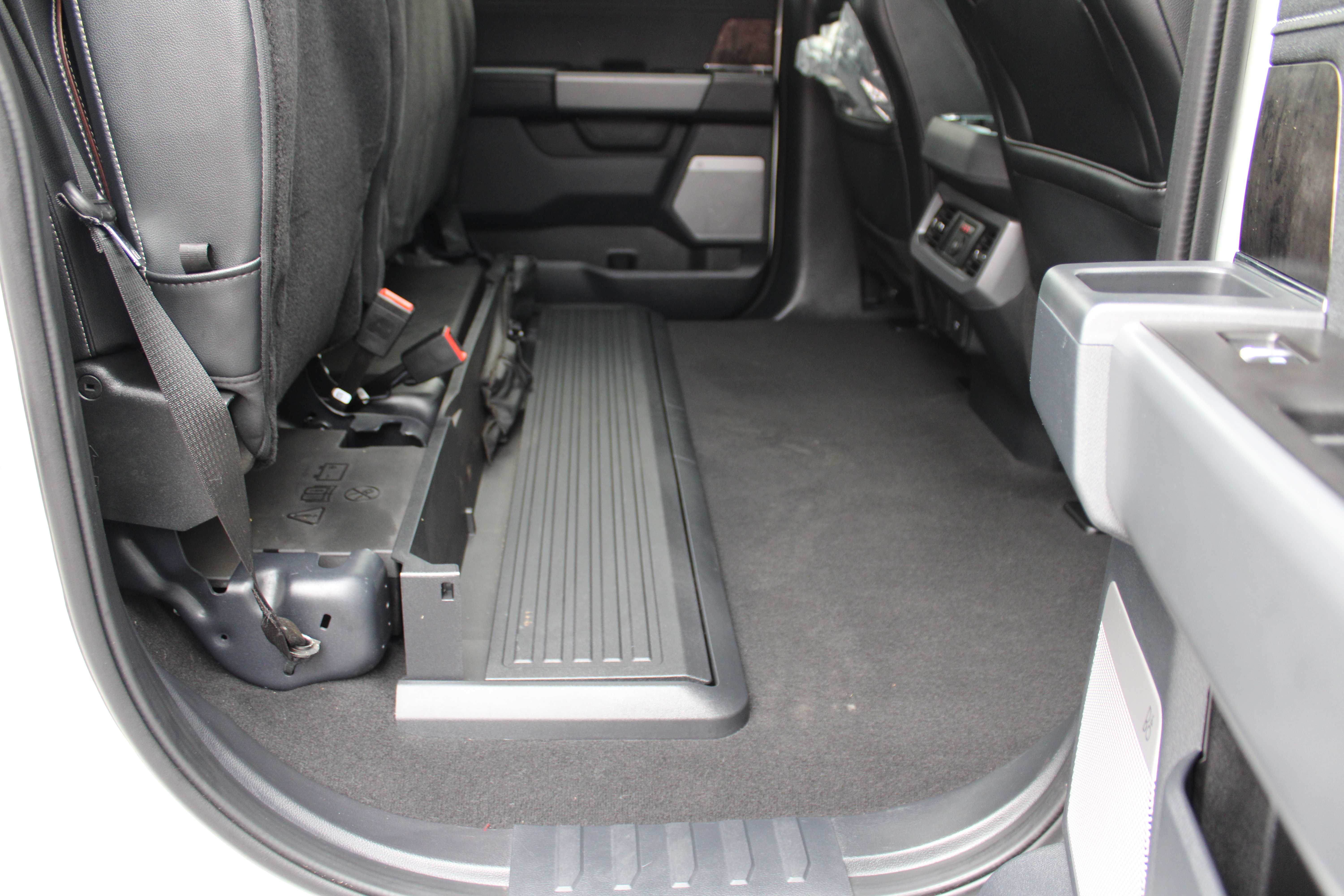 WHITE, 2024 FORD F450 SUPER DUTY CREW CAB Thumnail Image 49