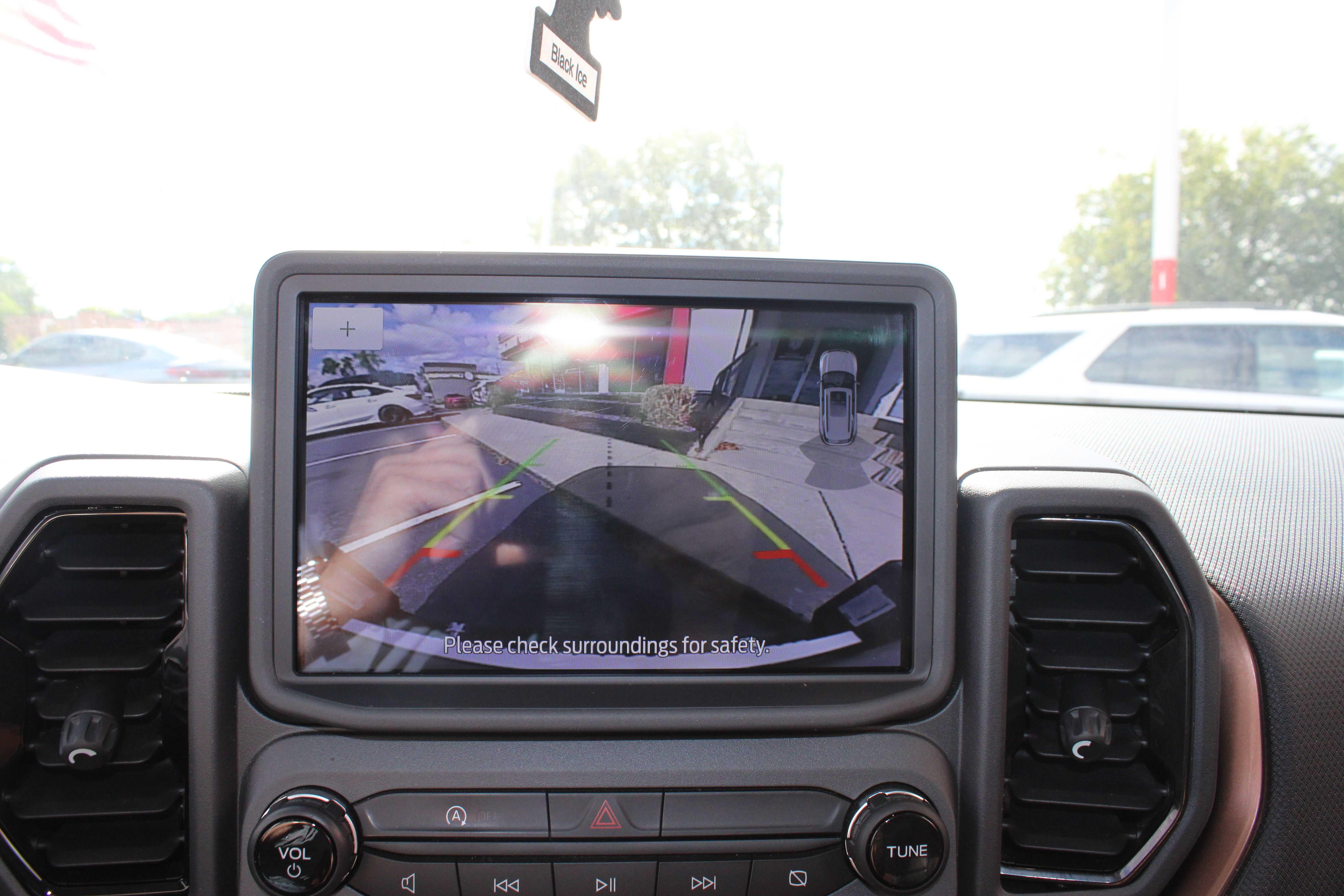 GREEN, 2022 FORD BRONCO SPORT Thumnail Image 17