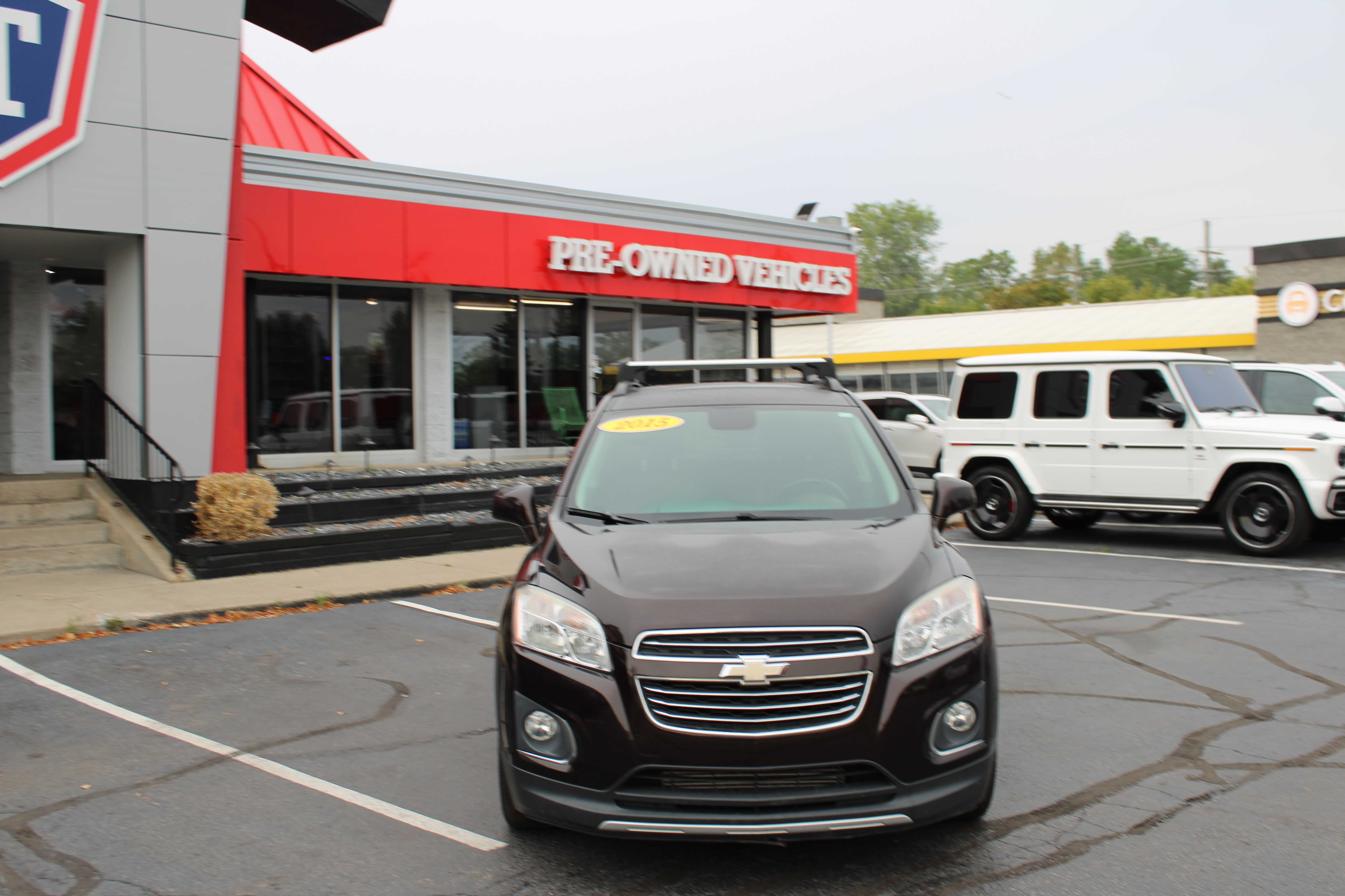 BROWN, 2015 CHEVROLET TRAX Thumnail Image 2