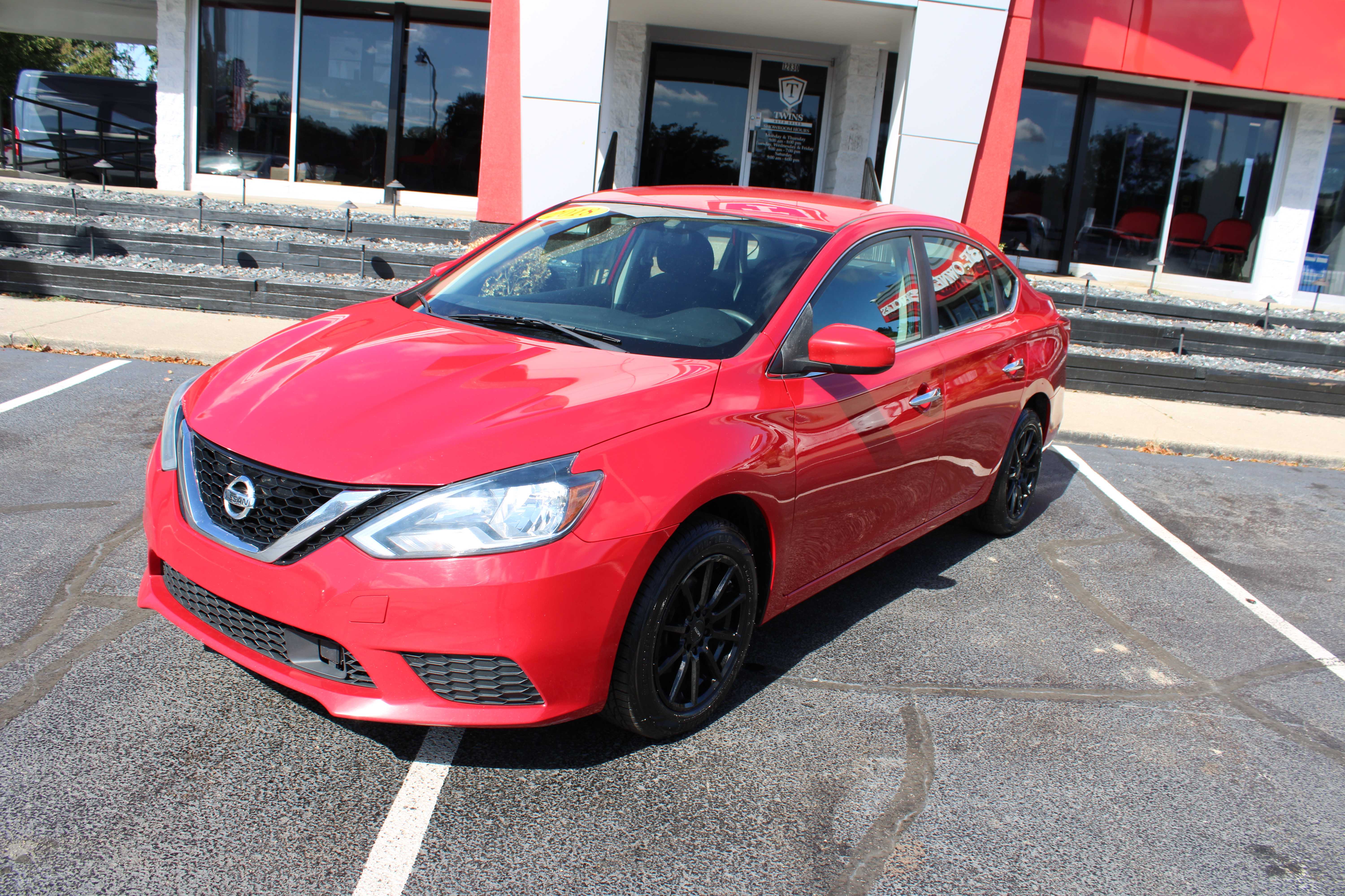 RED, 2018 NISSAN SENTRA Thumnail Image 2