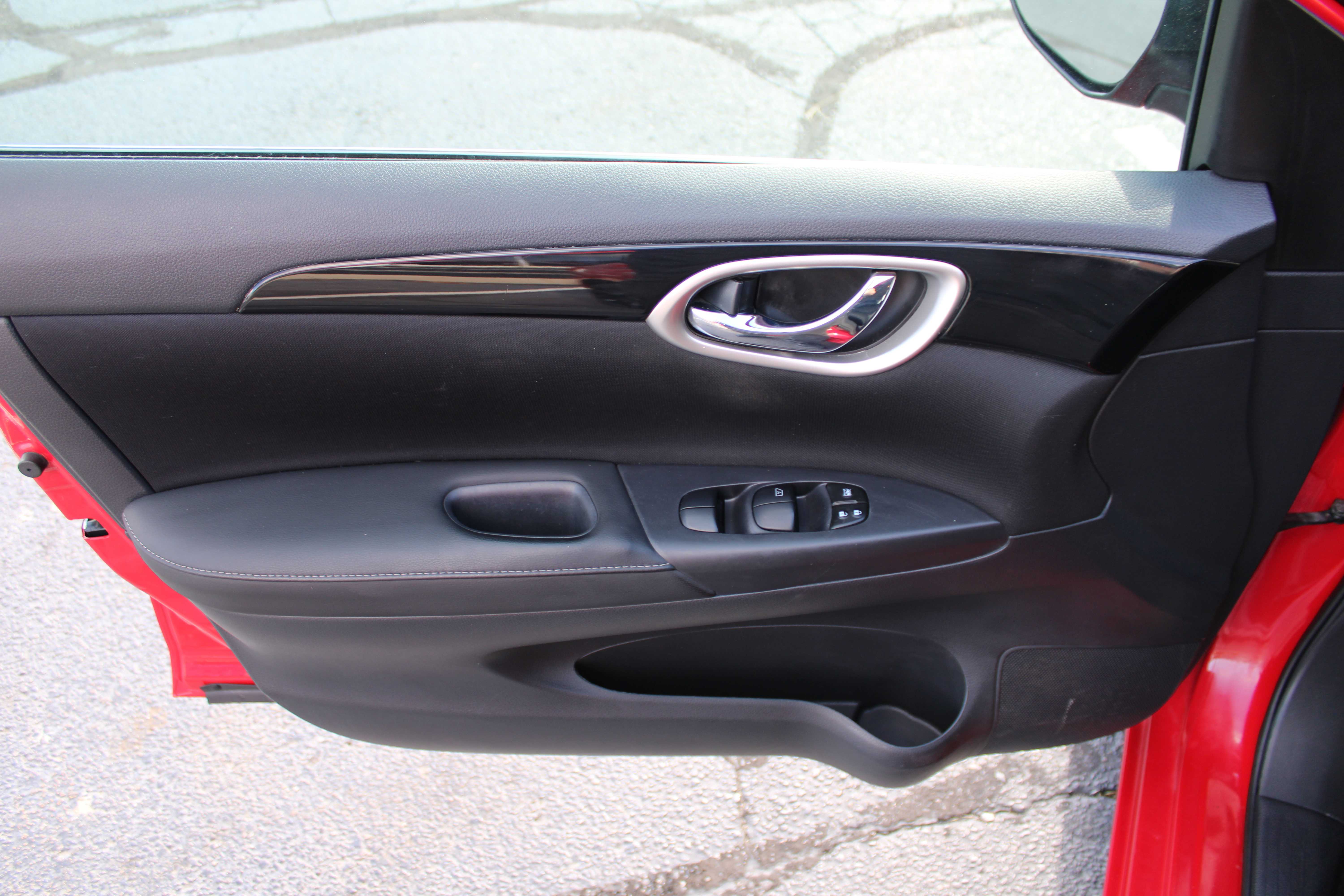 RED, 2018 NISSAN SENTRA Thumnail Image 9
