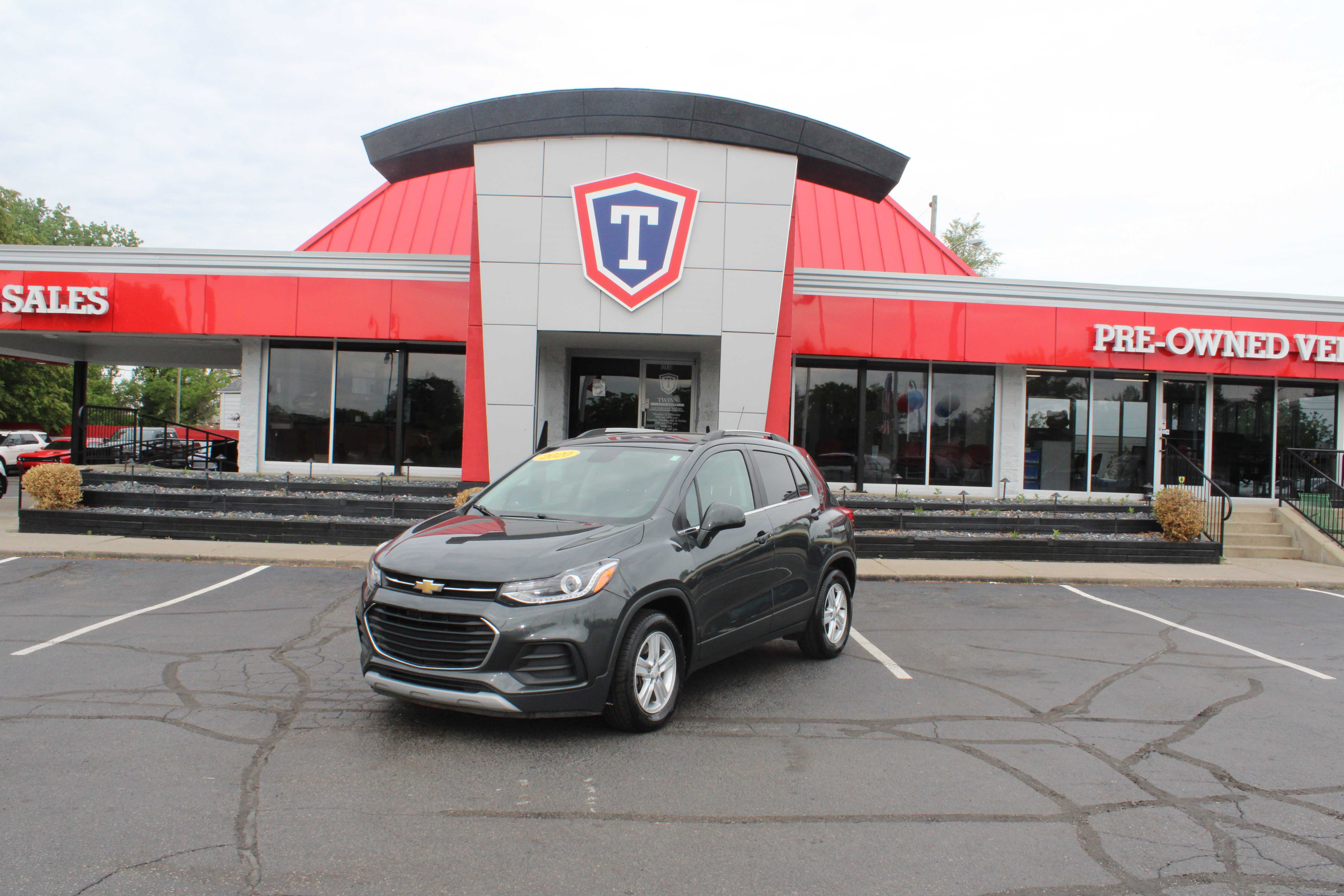 GREY, 2020 CHEVROLET TRAX Thumnail Image 1