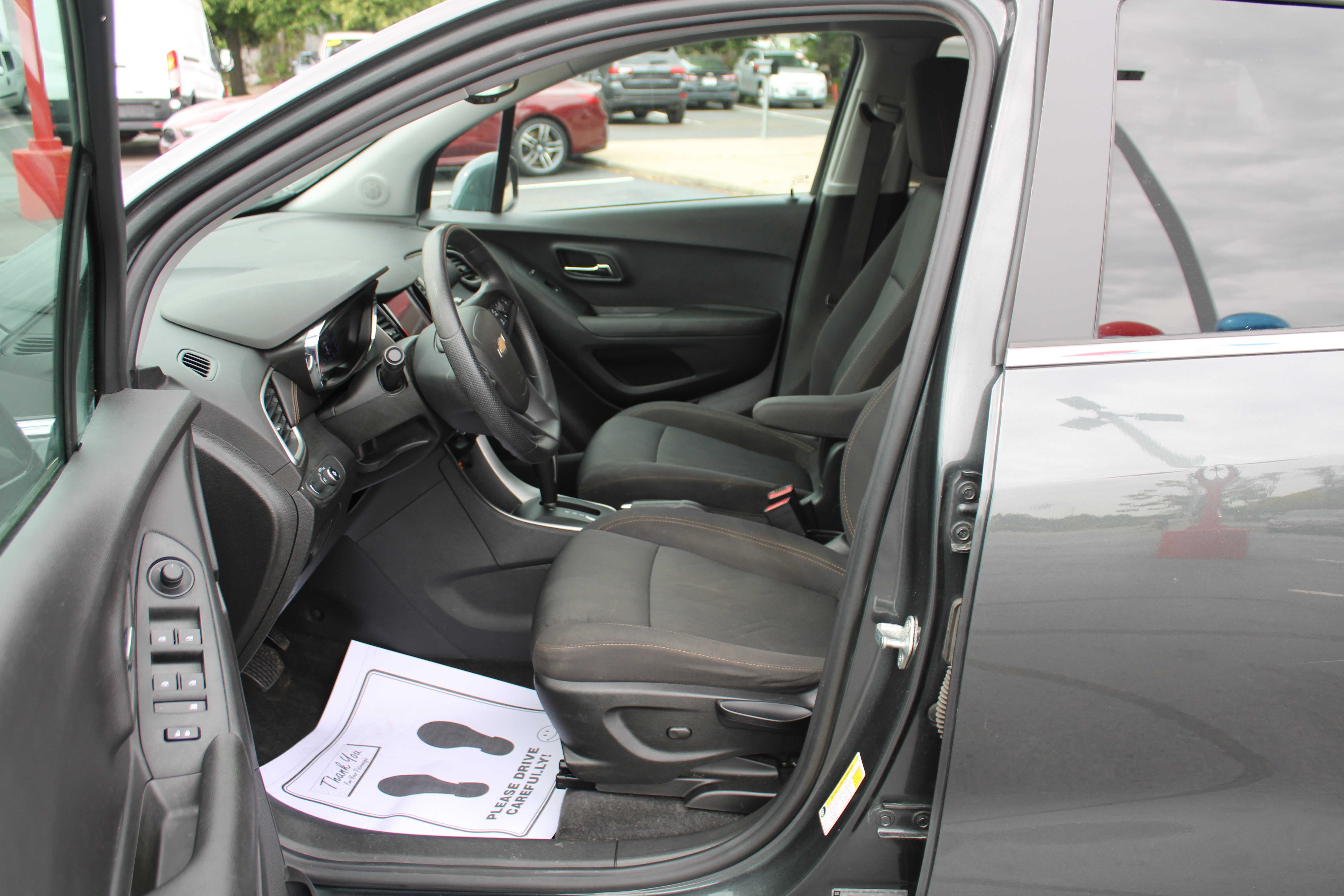 GREY, 2020 CHEVROLET TRAX Thumnail Image 10