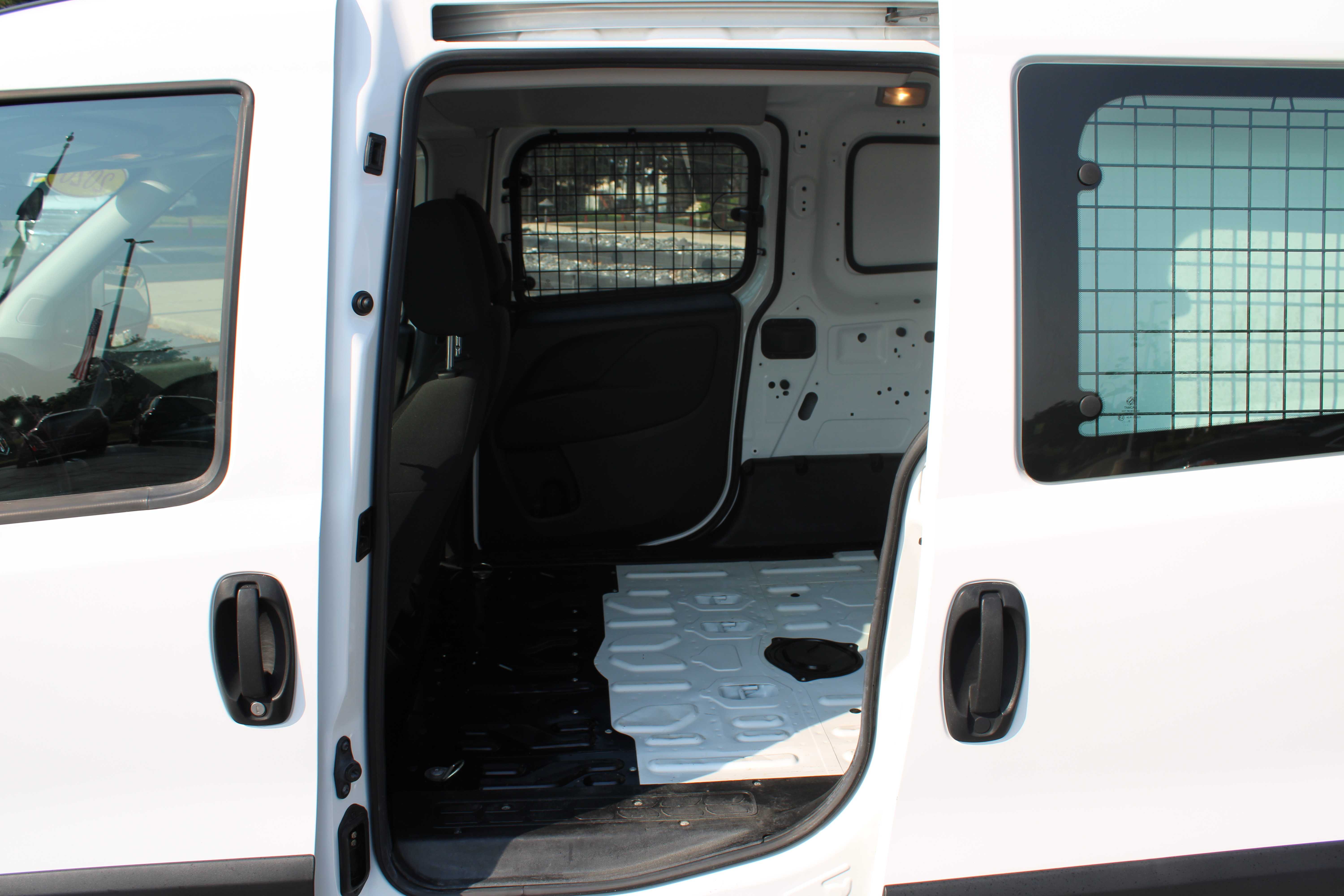 WHITE, 2020 RAM PROMASTER CITY Thumnail Image 19