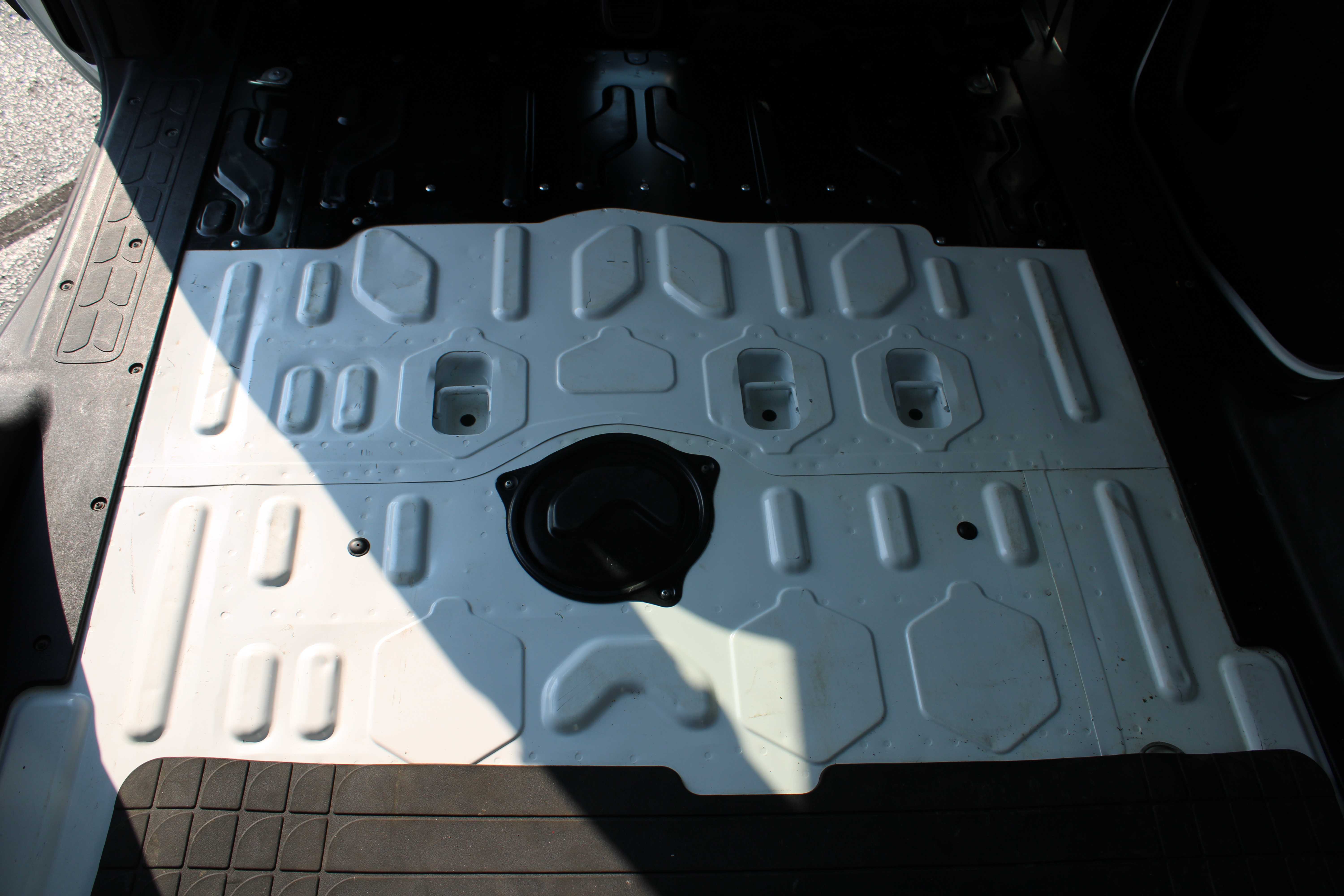WHITE, 2020 RAM PROMASTER CITY Thumnail Image 21