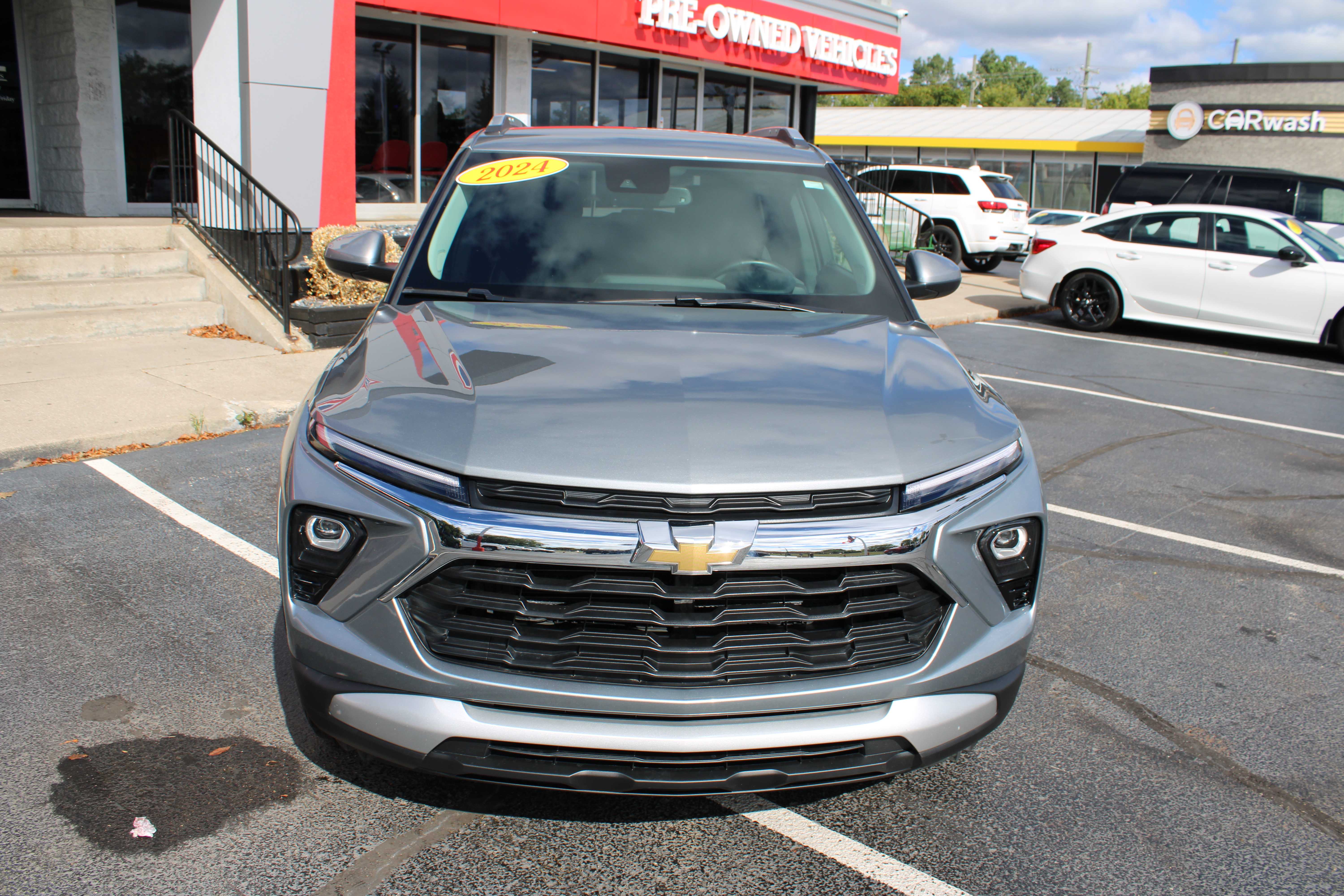SILVER, 2024 CHEVROLET TRAILBLAZER Thumnail Image 3