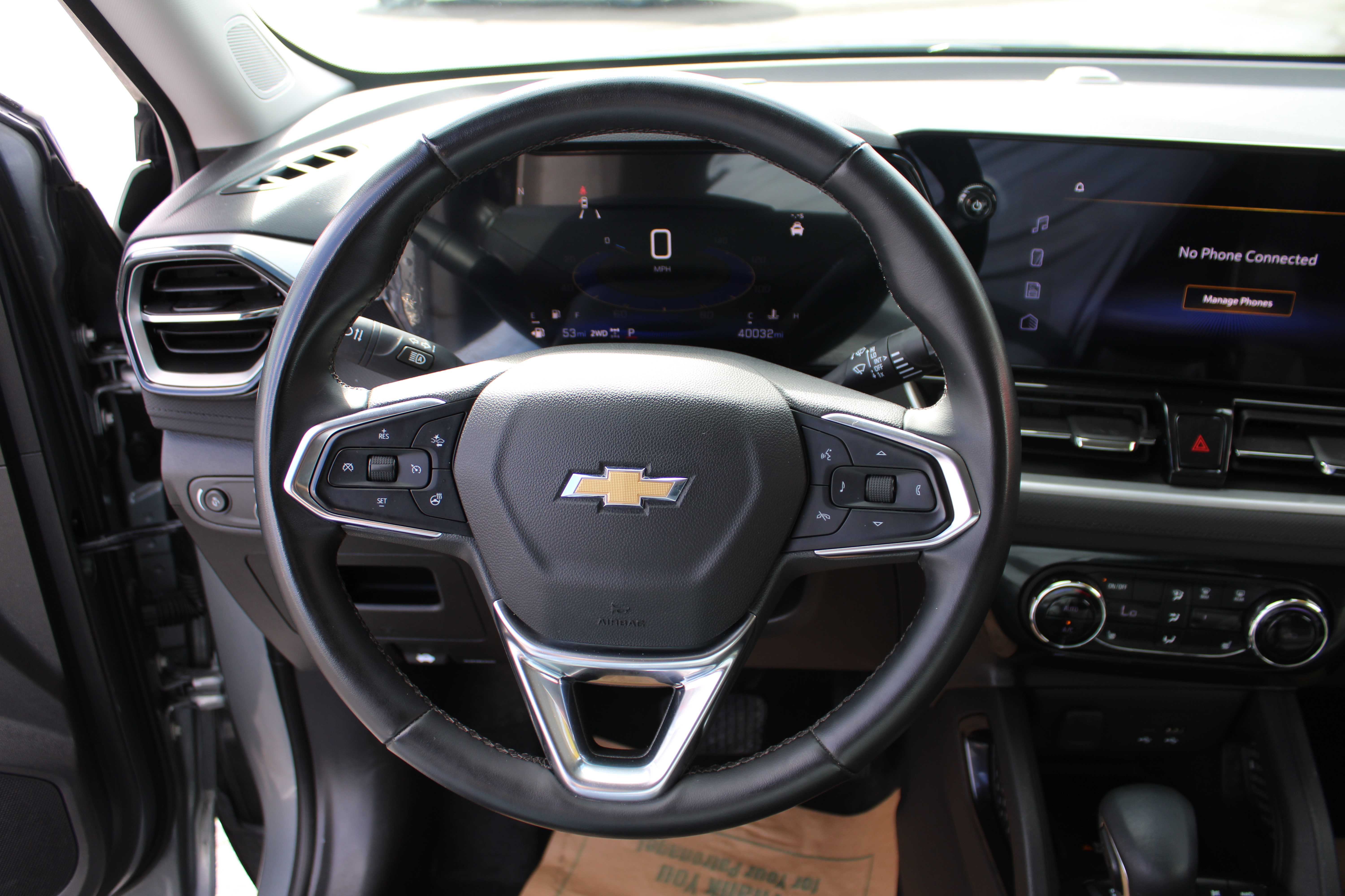 SILVER, 2024 CHEVROLET TRAILBLAZER Thumnail Image 12