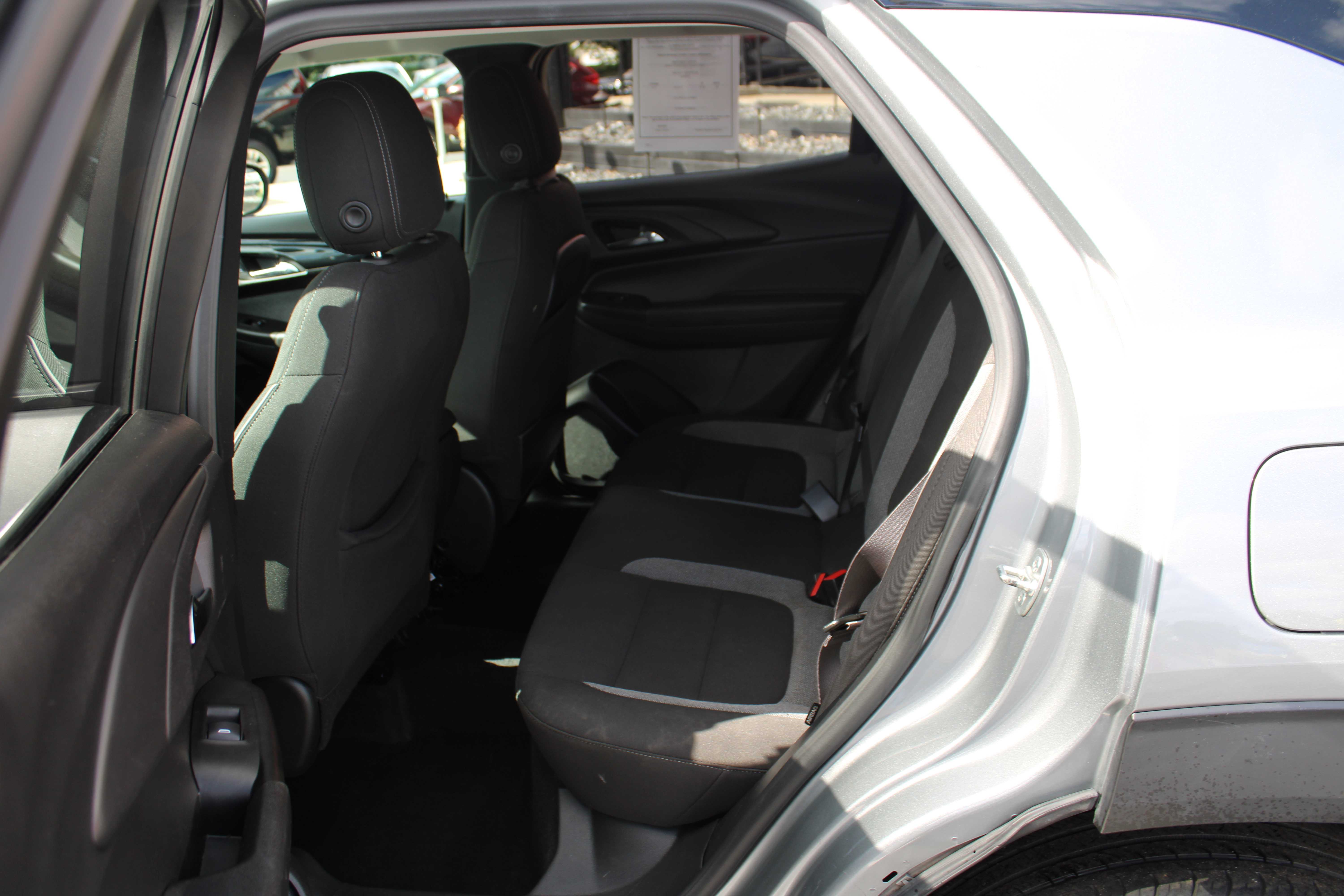 SILVER, 2024 CHEVROLET TRAILBLAZER Thumnail Image 19