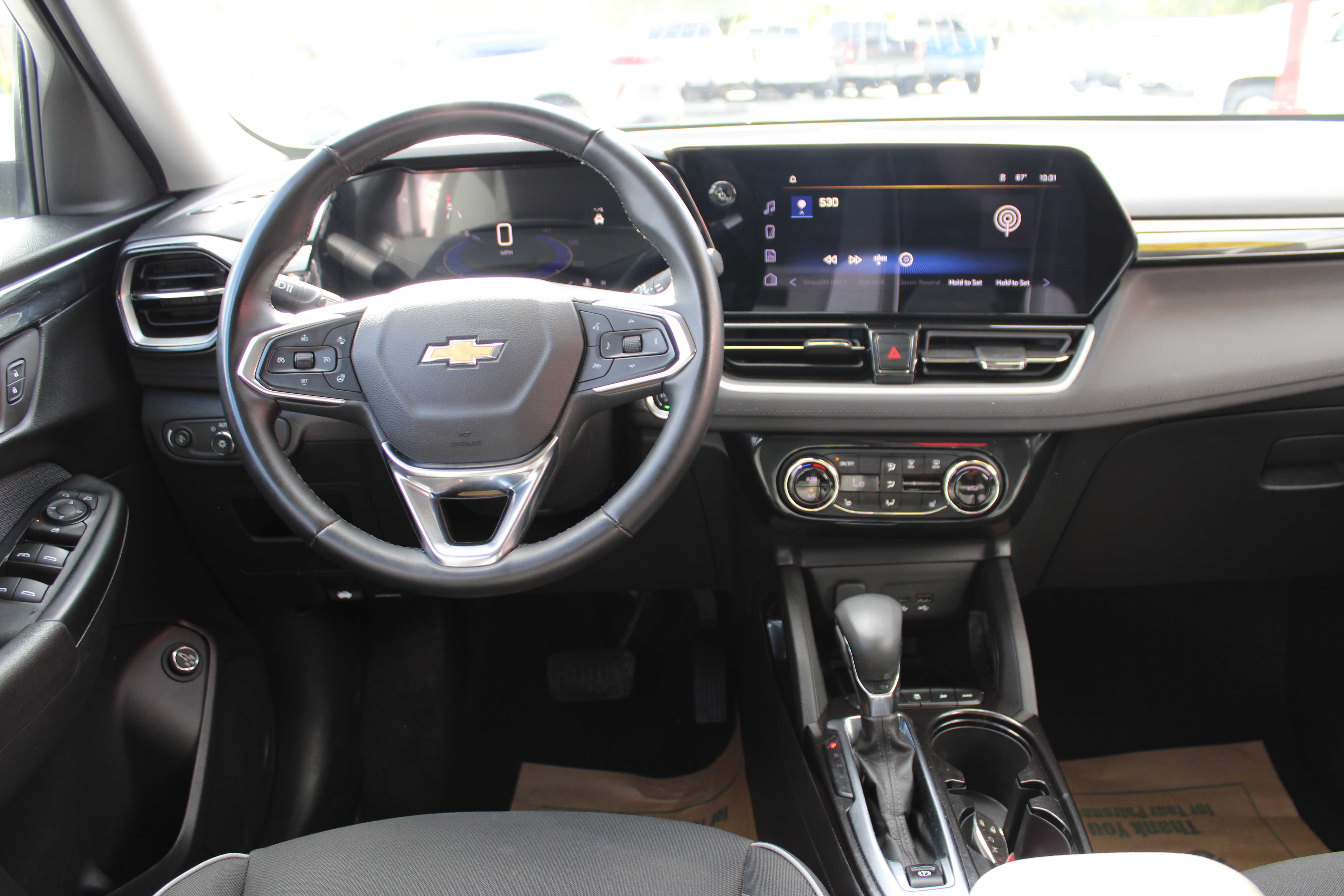 SILVER, 2024 CHEVROLET TRAILBLAZER Thumnail Image 20