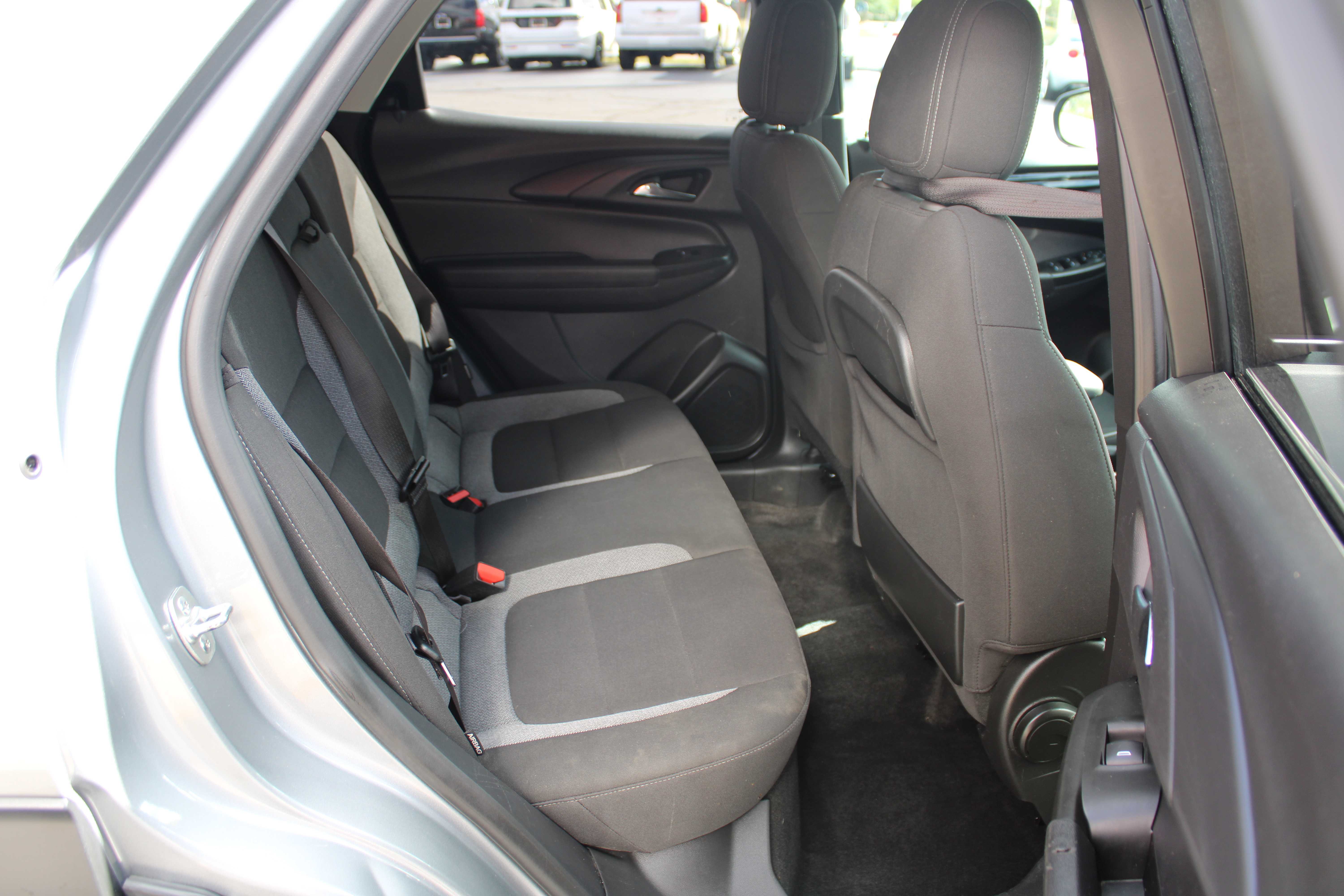 SILVER, 2024 CHEVROLET TRAILBLAZER Thumnail Image 21