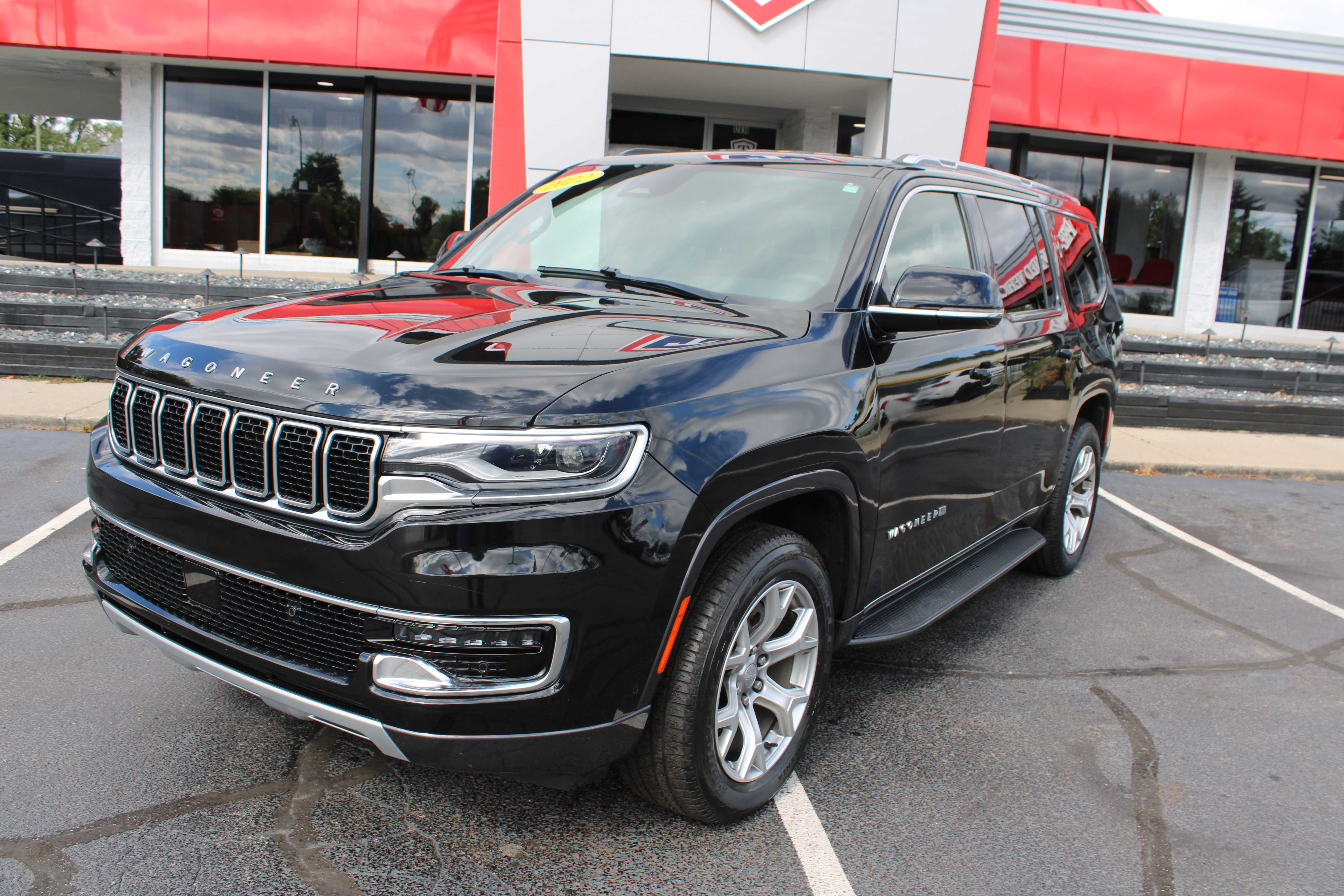 BLACK, 2022 JEEP WAGONEER Thumnail Image 2