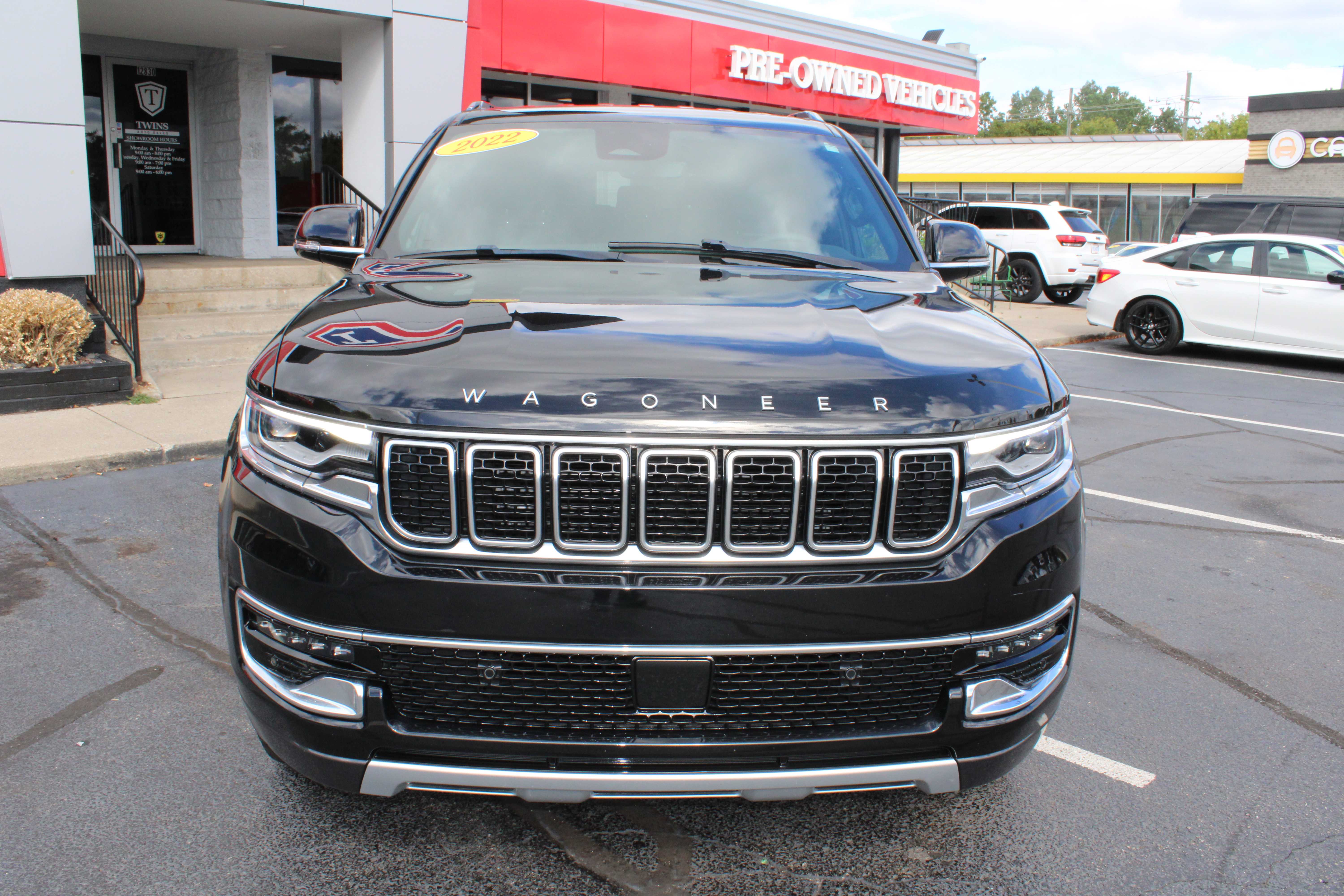 BLACK, 2022 JEEP WAGONEER Thumnail Image 3