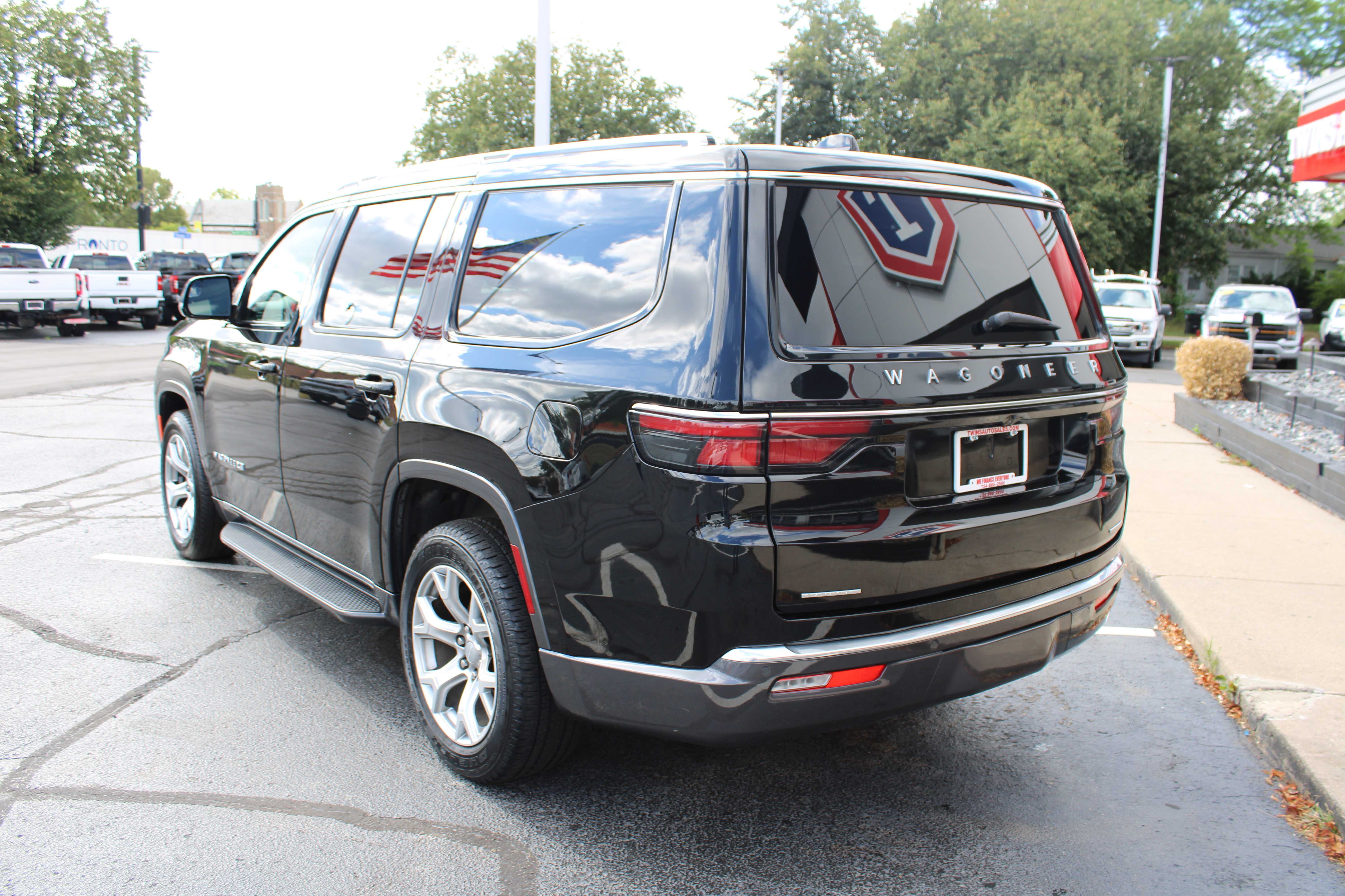 BLACK, 2022 JEEP WAGONEER Thumnail Image 8