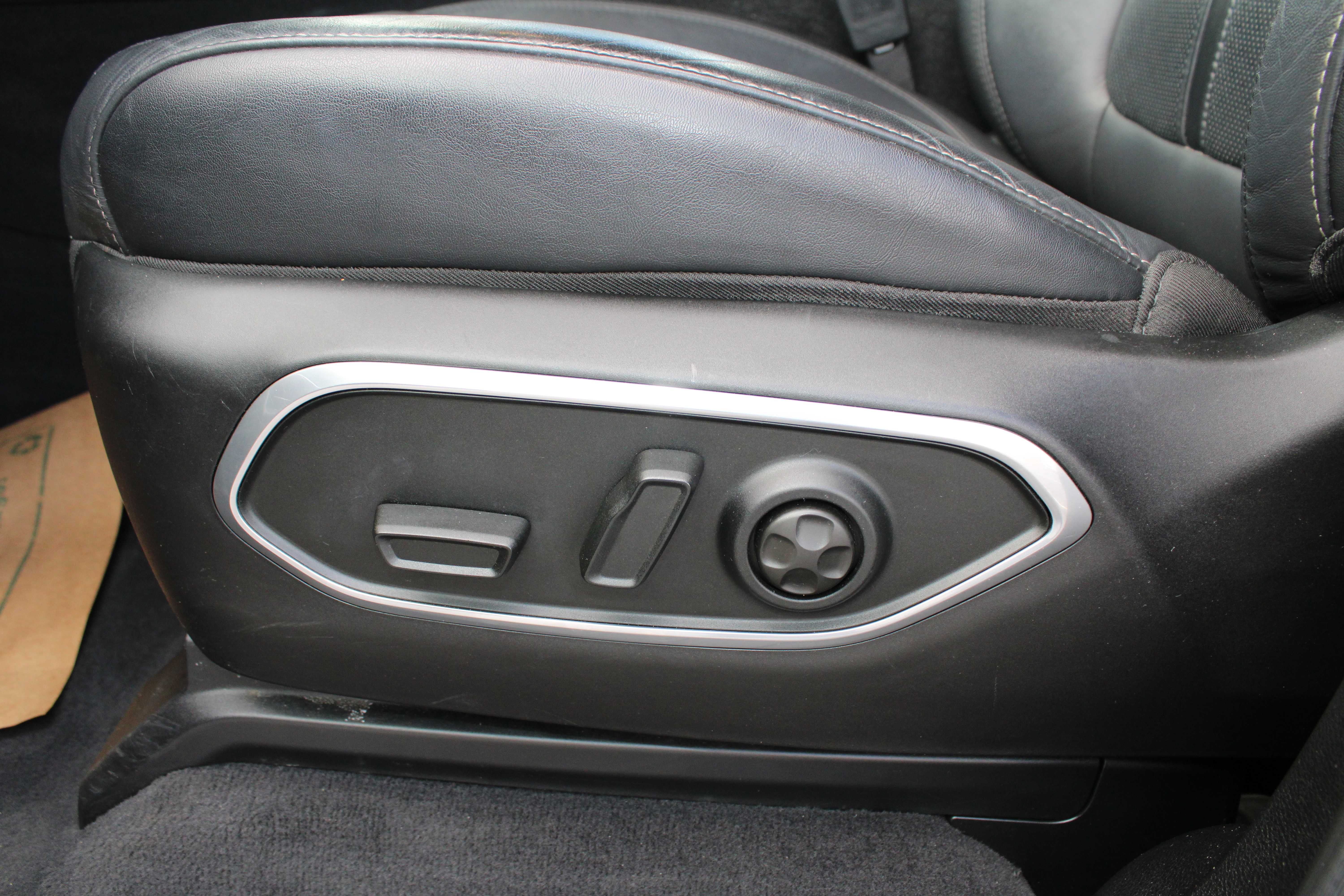 BLACK, 2022 JEEP WAGONEER Thumnail Image 11