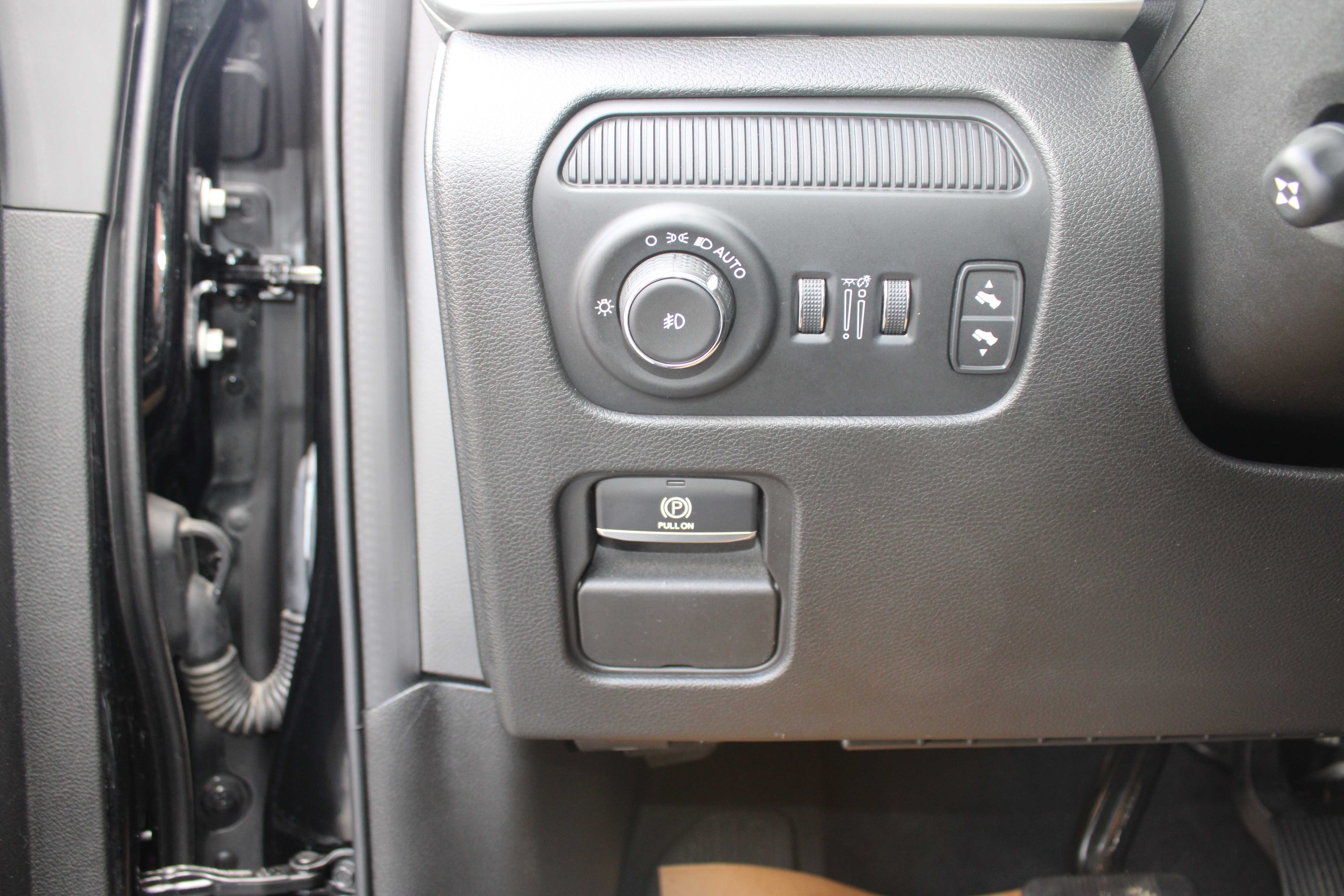BLACK, 2022 JEEP WAGONEER Thumnail Image 12