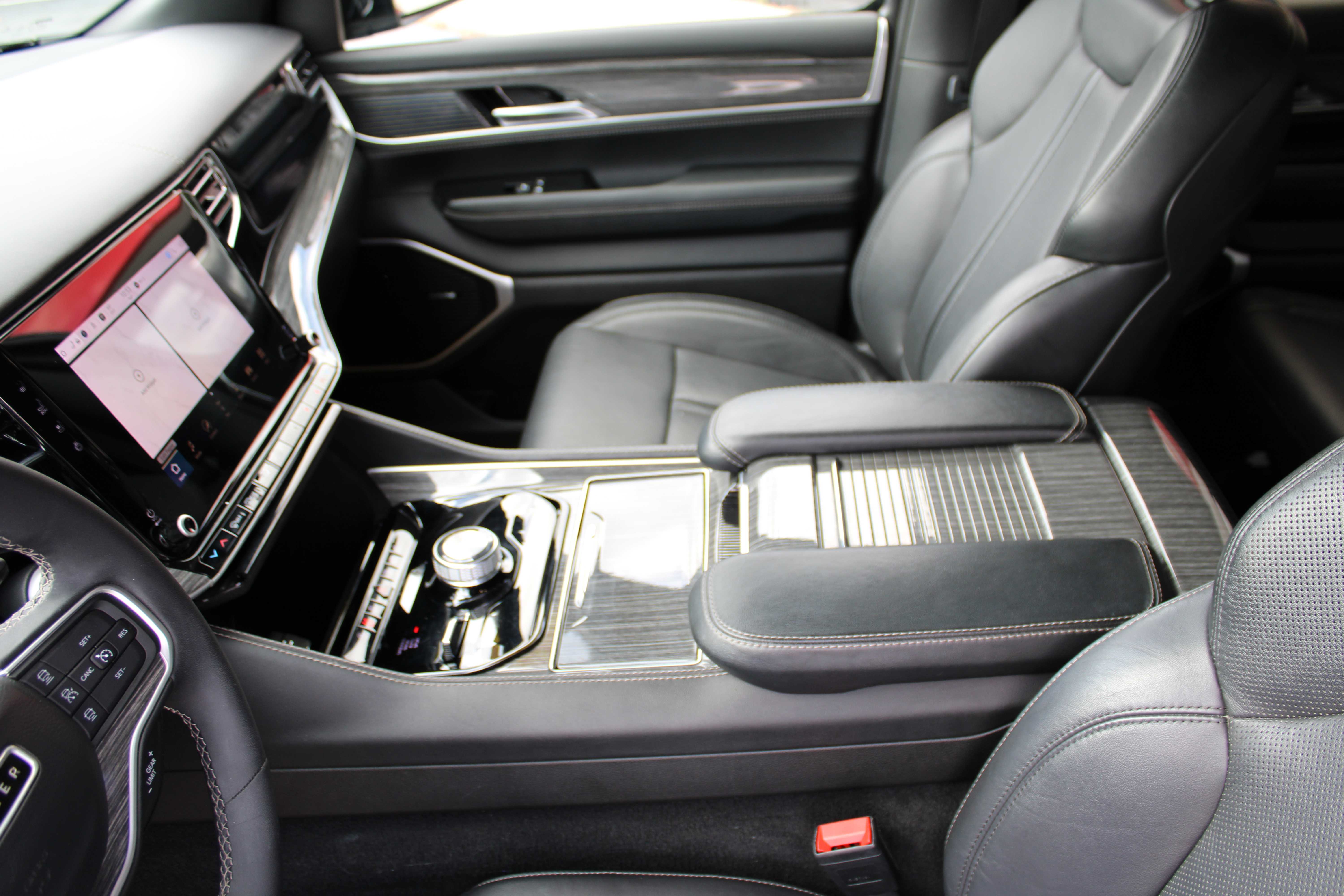 BLACK, 2022 JEEP WAGONEER Thumnail Image 14