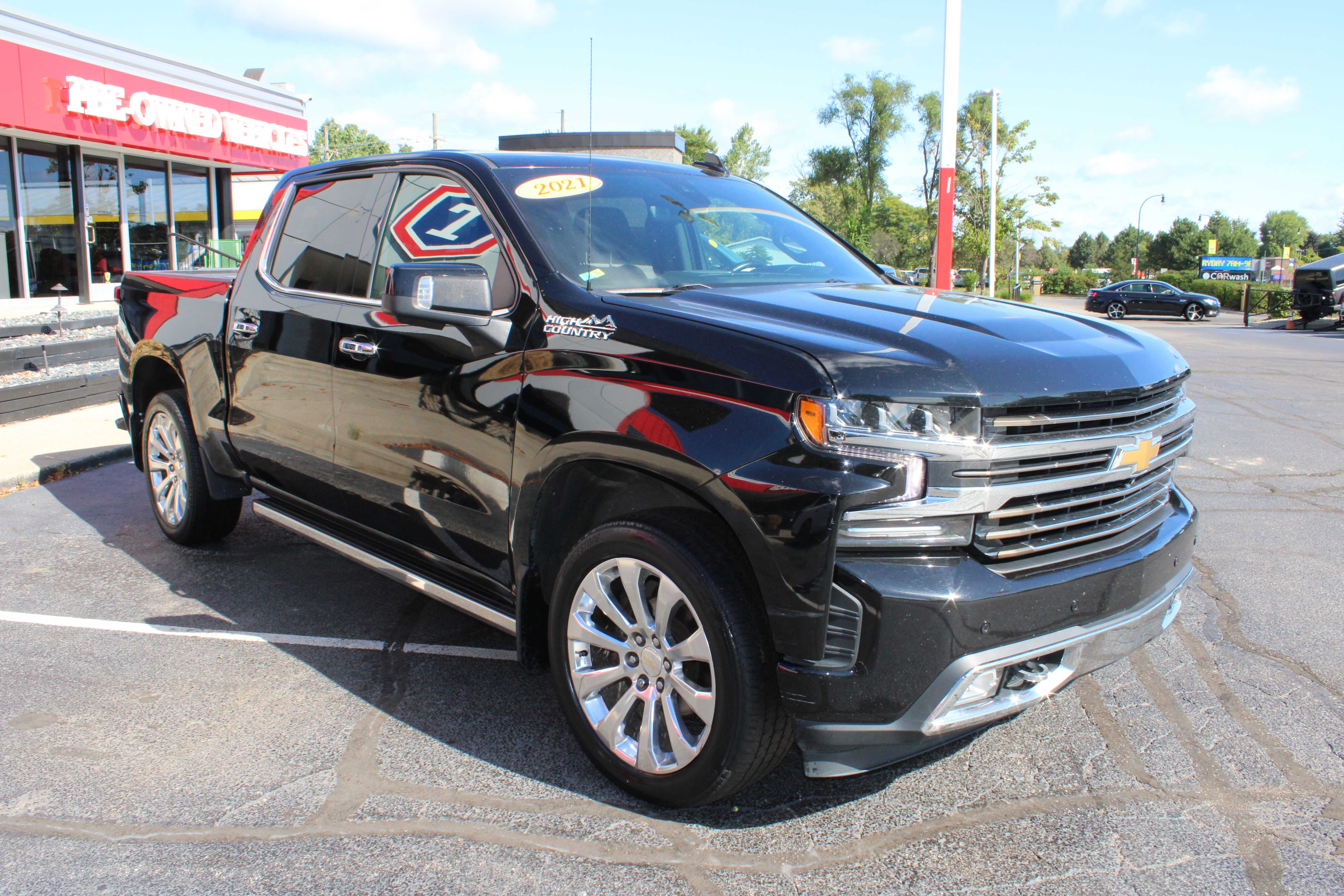 BLACK, 2021 CHEVROLET SILVERADO 1500 CREW CAB Thumnail Image 4