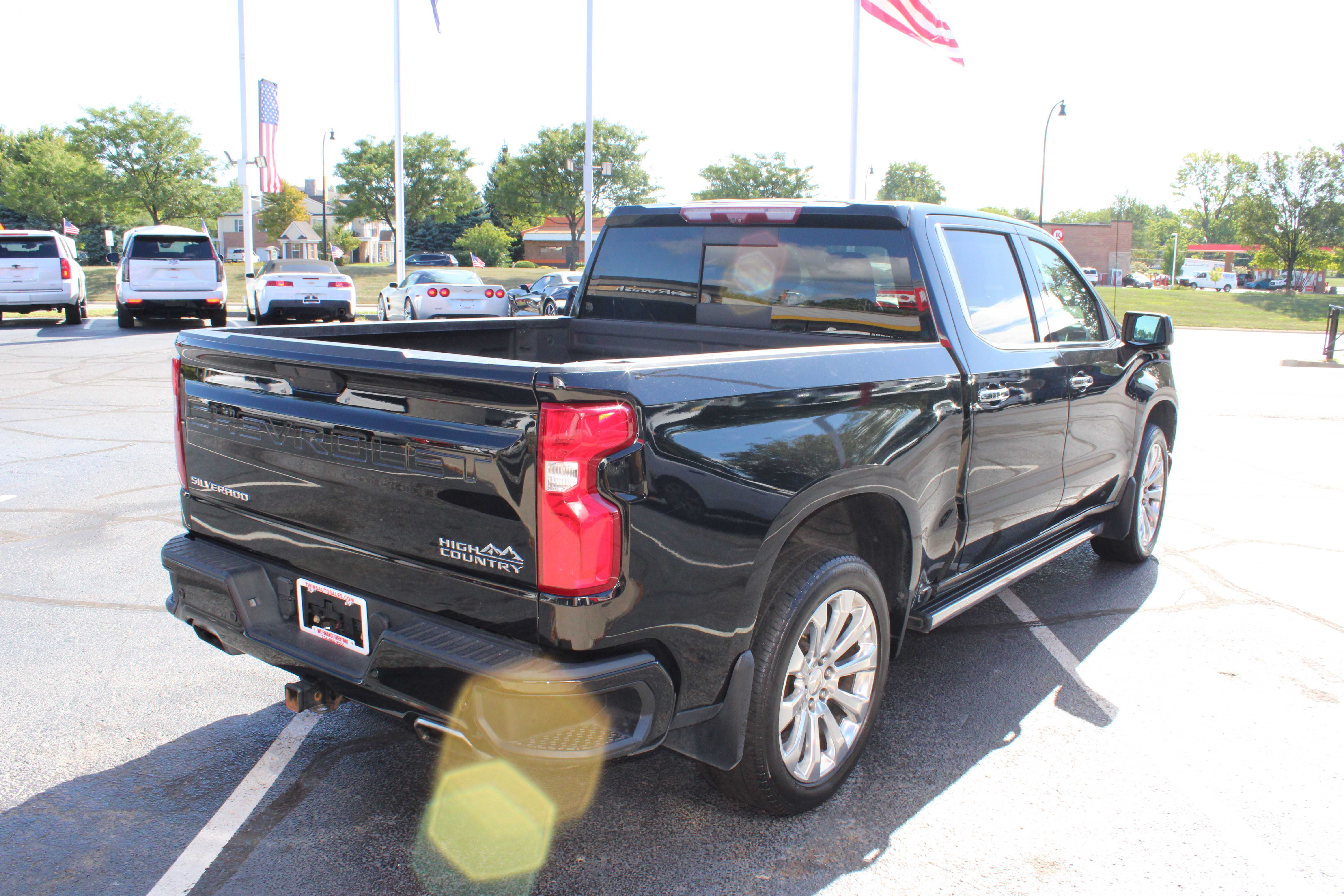 BLACK, 2021 CHEVROLET SILVERADO 1500 CREW CAB Thumnail Image 6