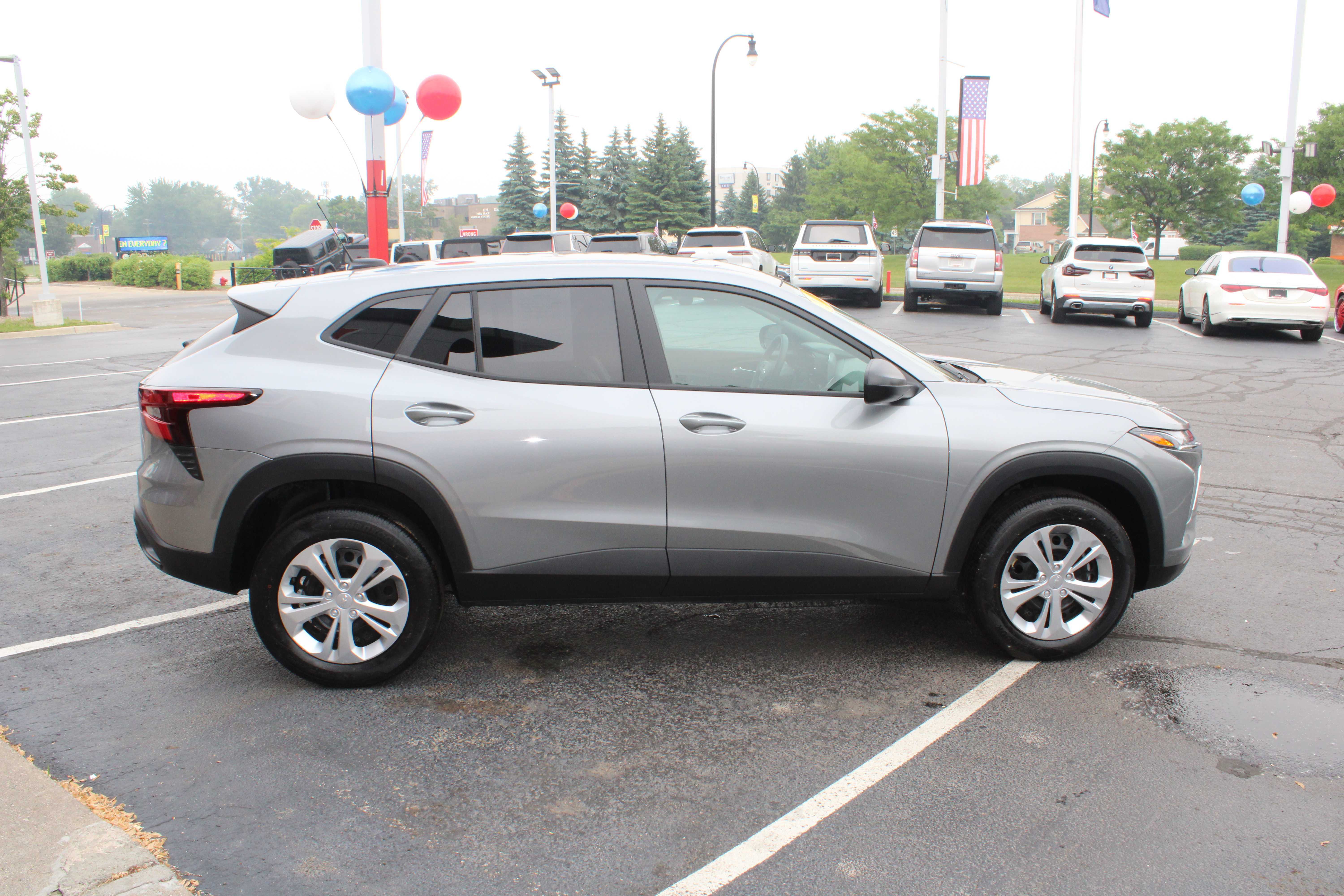 GREY, 2025 CHEVROLET TRAX Thumnail Image 5
